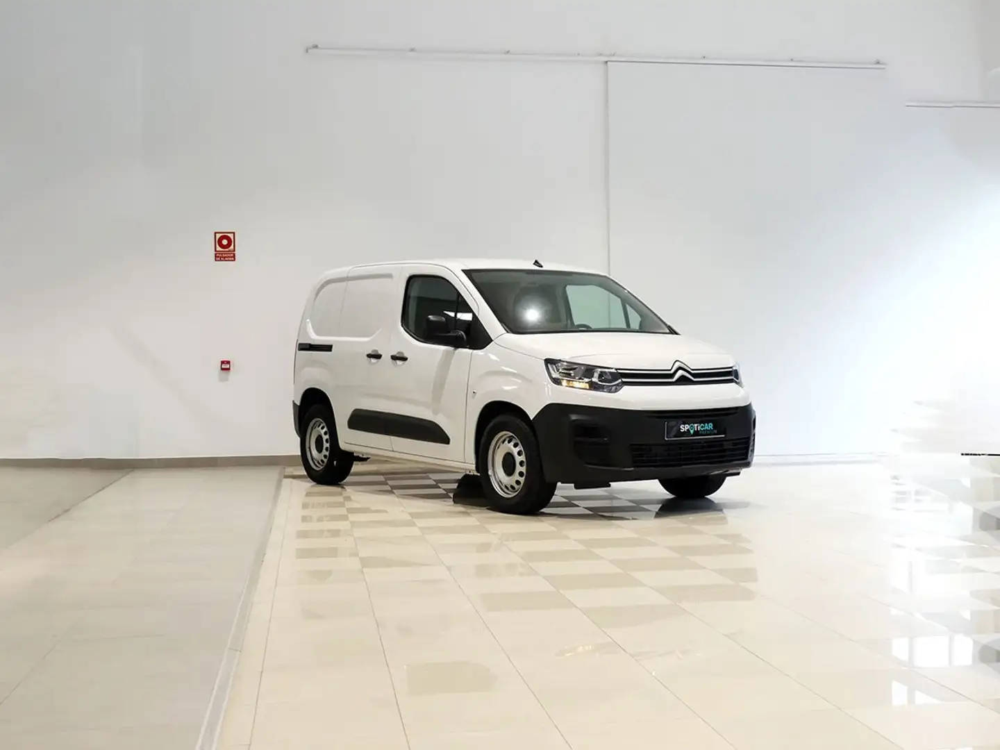 Citroen Berlingo 1.5 BLUEHDI 75KW TALLA M (CA) 102 4P Wit - 2