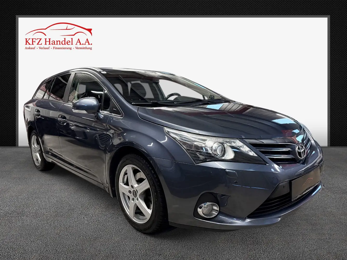 Toyota Avensis Avensis 2.2 D-4D Premium *PICKERL NEU*FINANZIERUNG Blau - 2