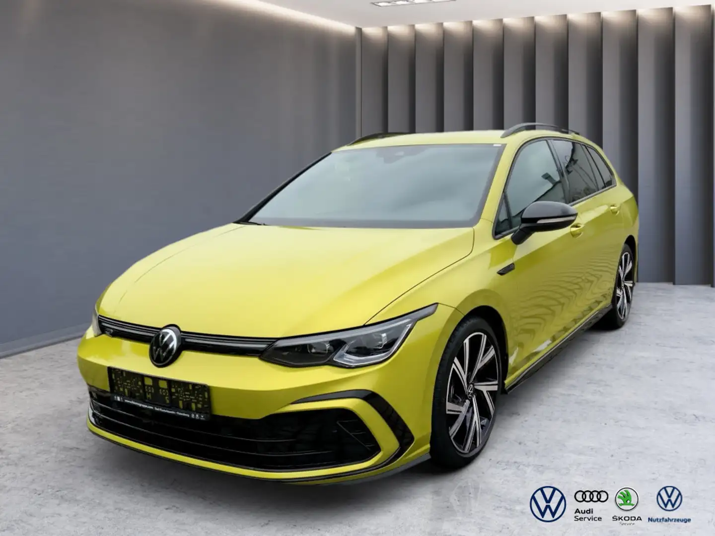Volkswagen Golf VIII Variant R-Line 2.0 TSI NAVI LED žuta - 1