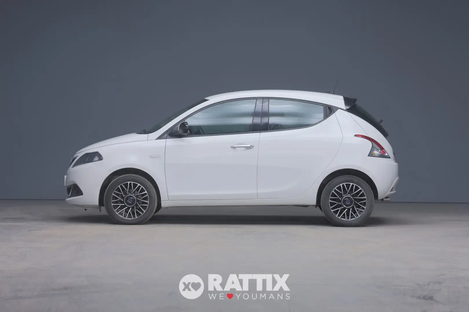 Lancia Ypsilon 1.0 Firefly Hybrid 70CV Platino Blanc - 2