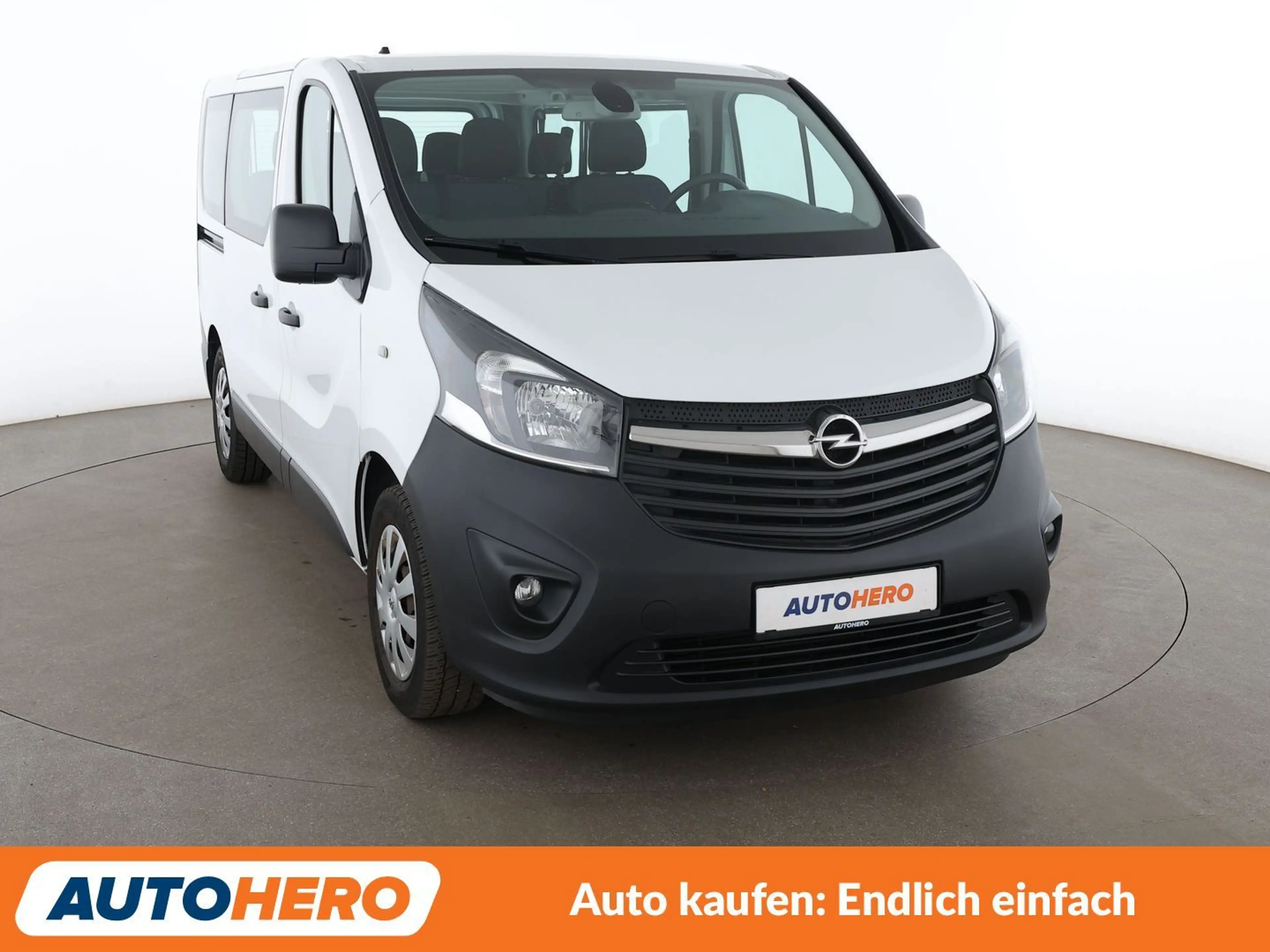Opel Vivaro 1.6 CDTI Biturbo Combi L1H1 2,7t*NAVI*PDC* — photo 8
