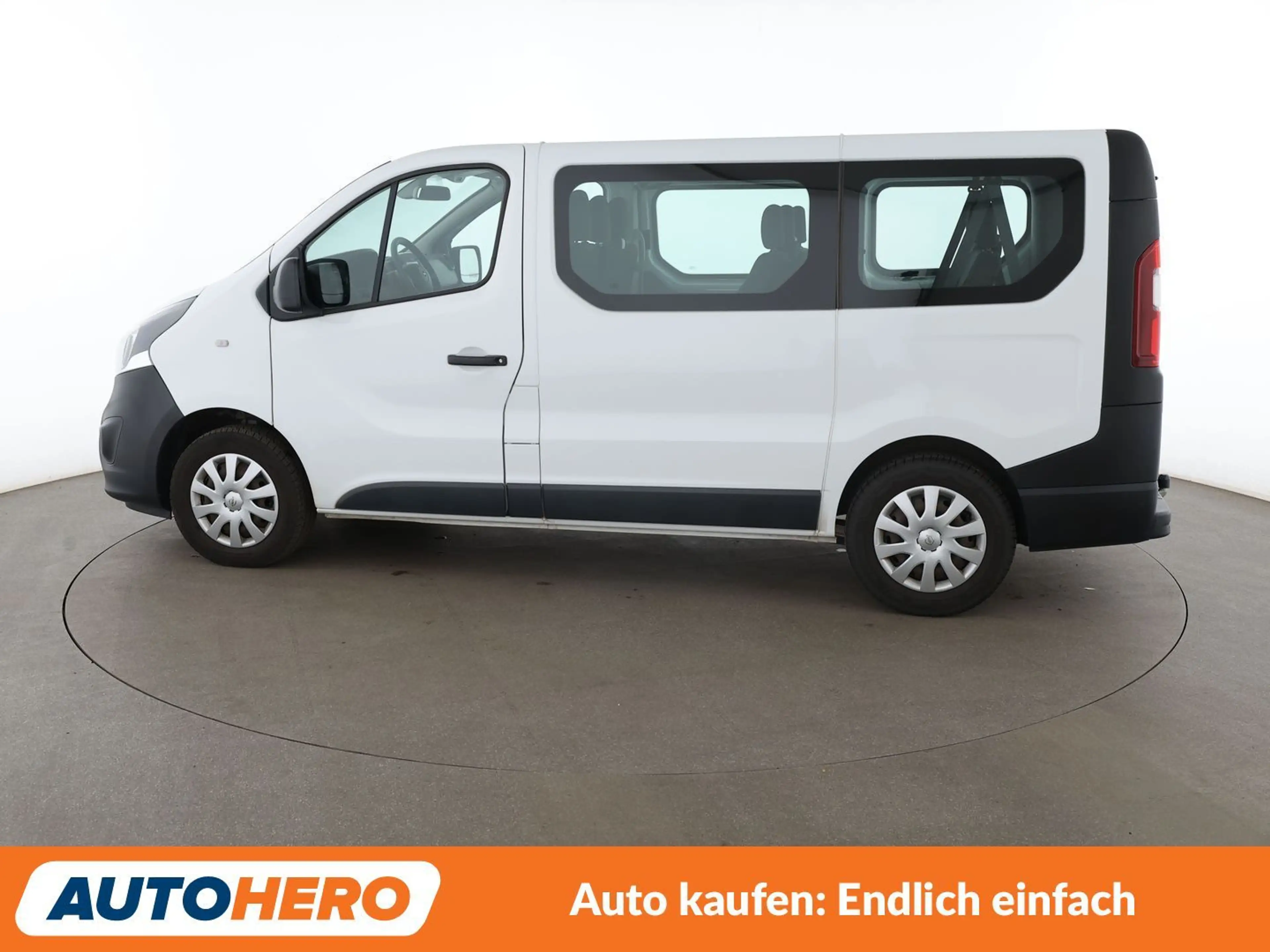 Opel Vivaro 1.6 CDTI Biturbo Combi L1H1 2,7t*NAVI*PDC* — photo 3