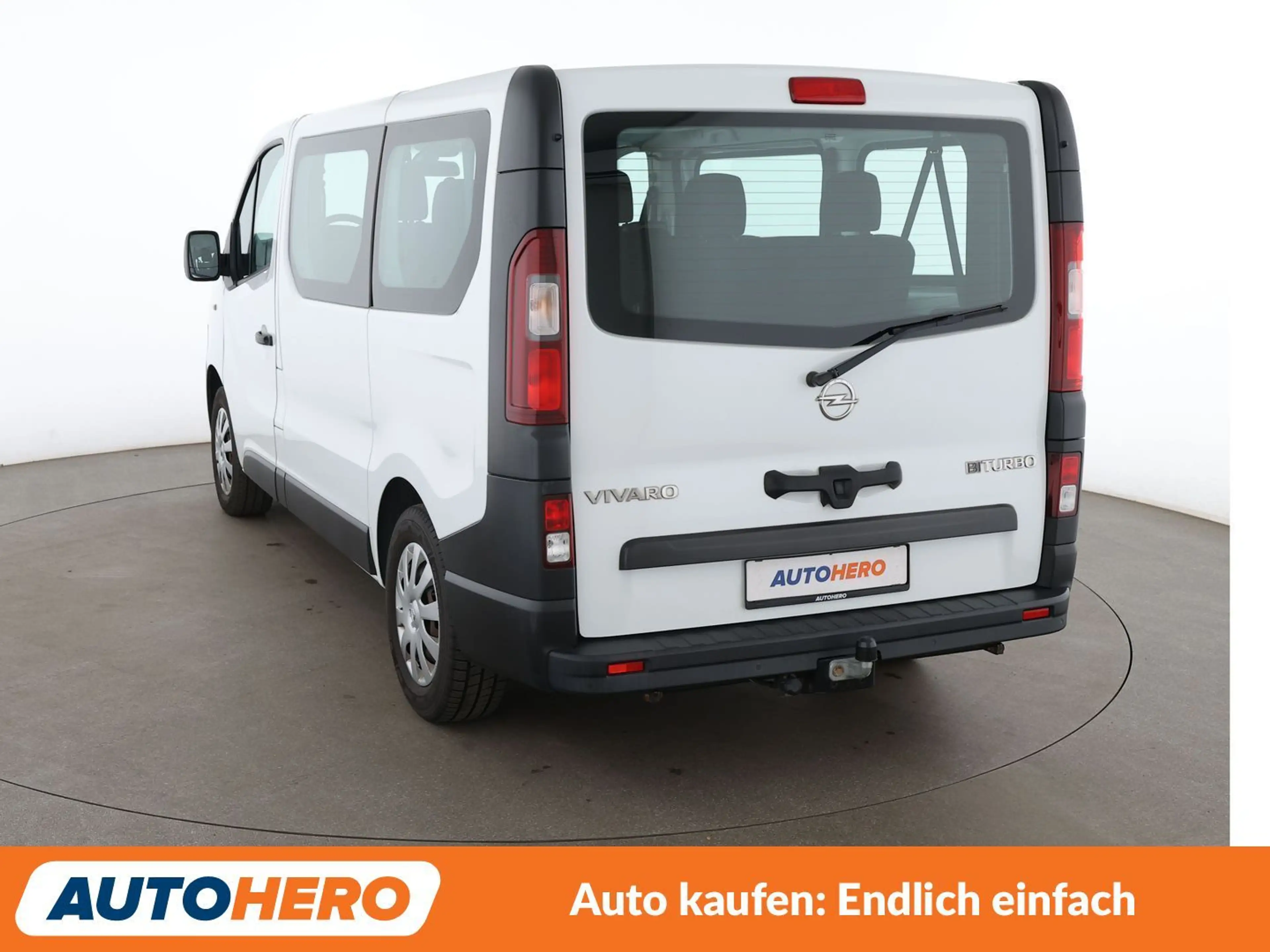 Opel Vivaro 1.6 CDTI Biturbo Combi L1H1 2,7t*NAVI*PDC* — photo 4