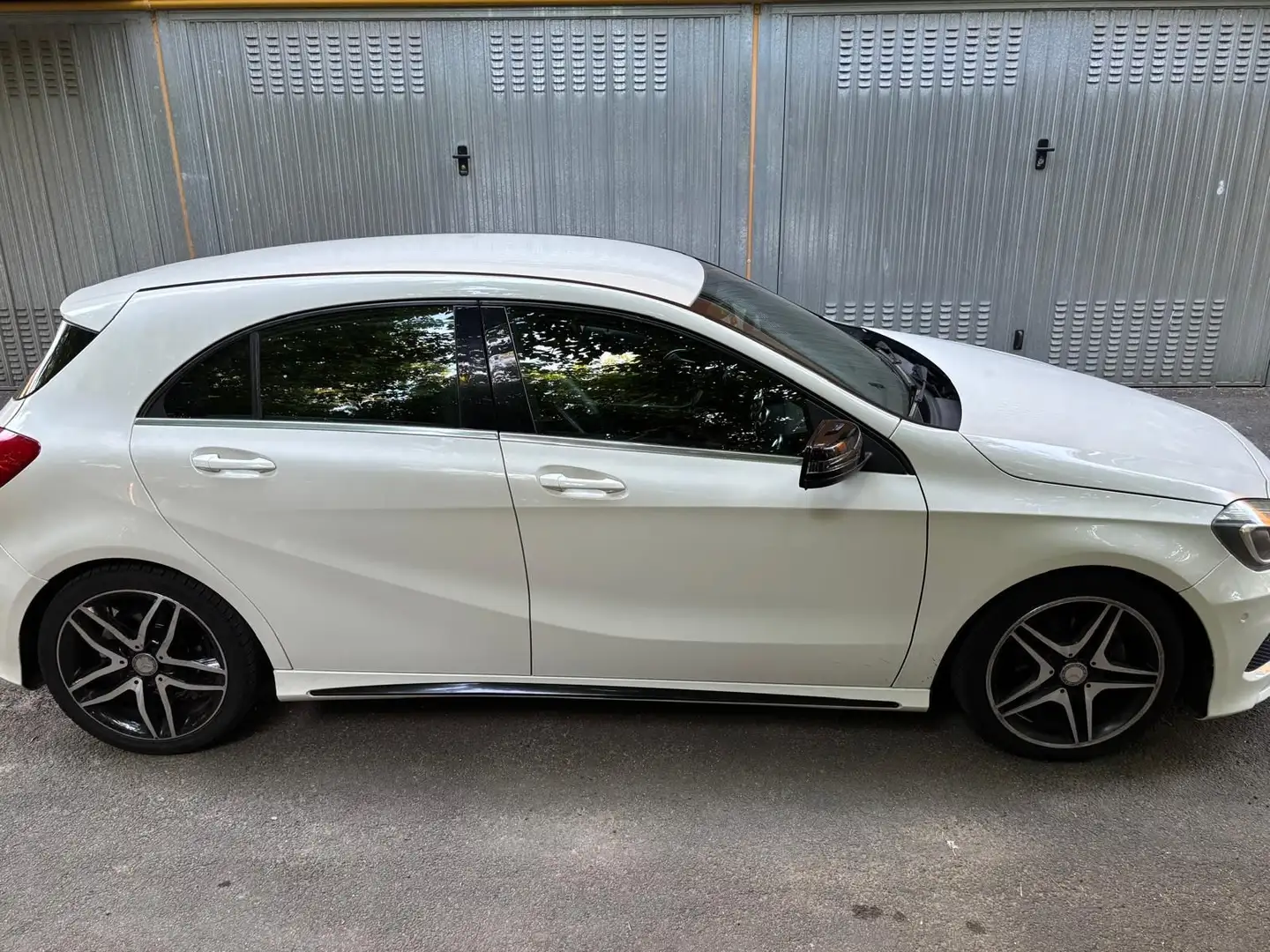 Mercedes-Benz A 180 allestimento AMG - 2