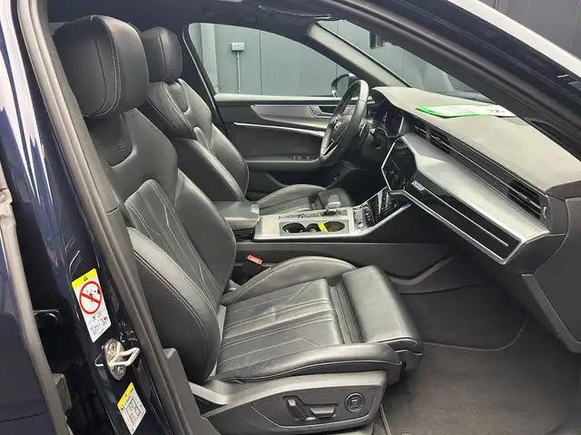 Audi A6 Avant view 11