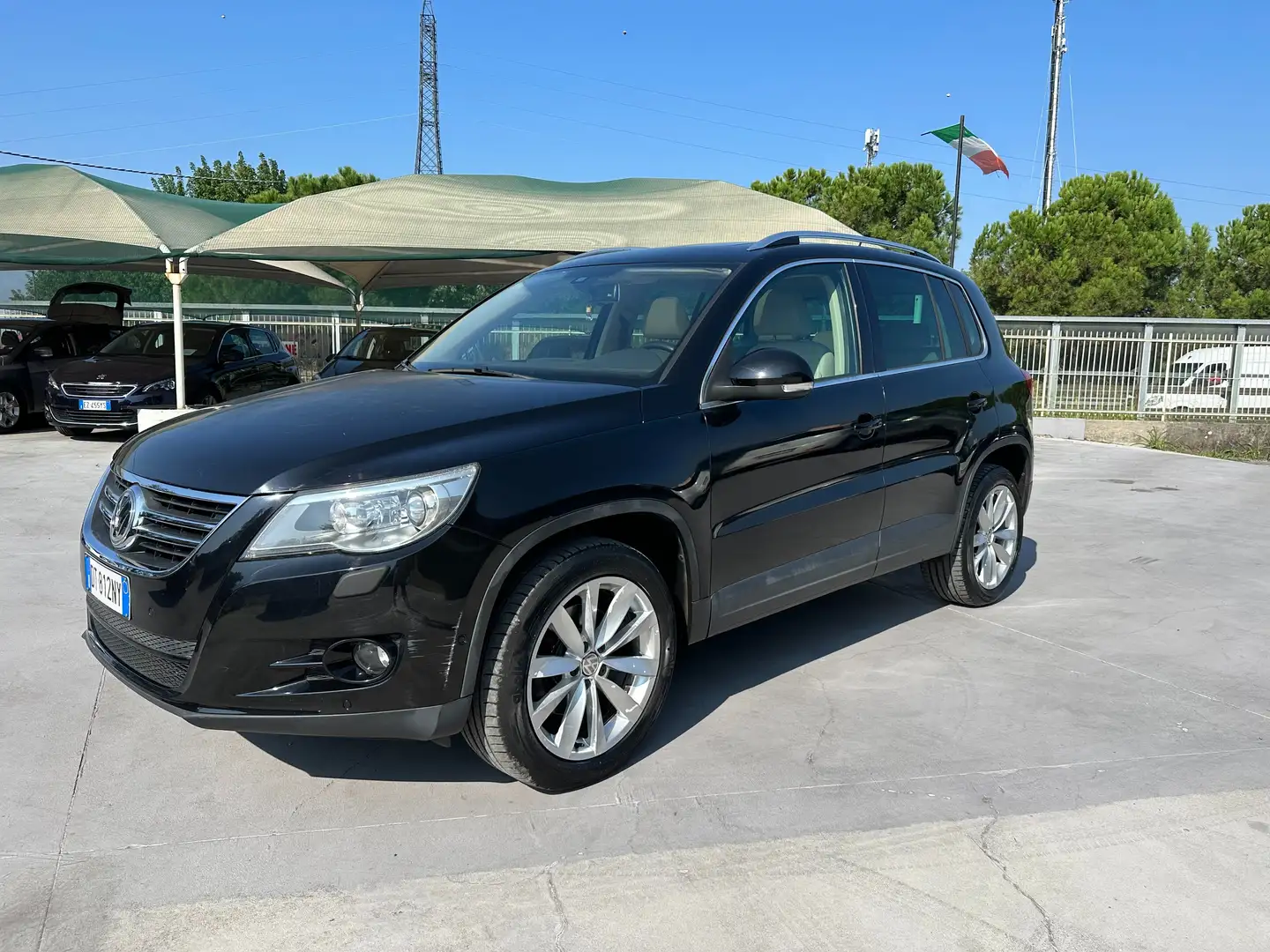 Volkswagen Tiguan Tiguan 2.0 tdi Sport **FULL OPTIONAL** Negro - 1