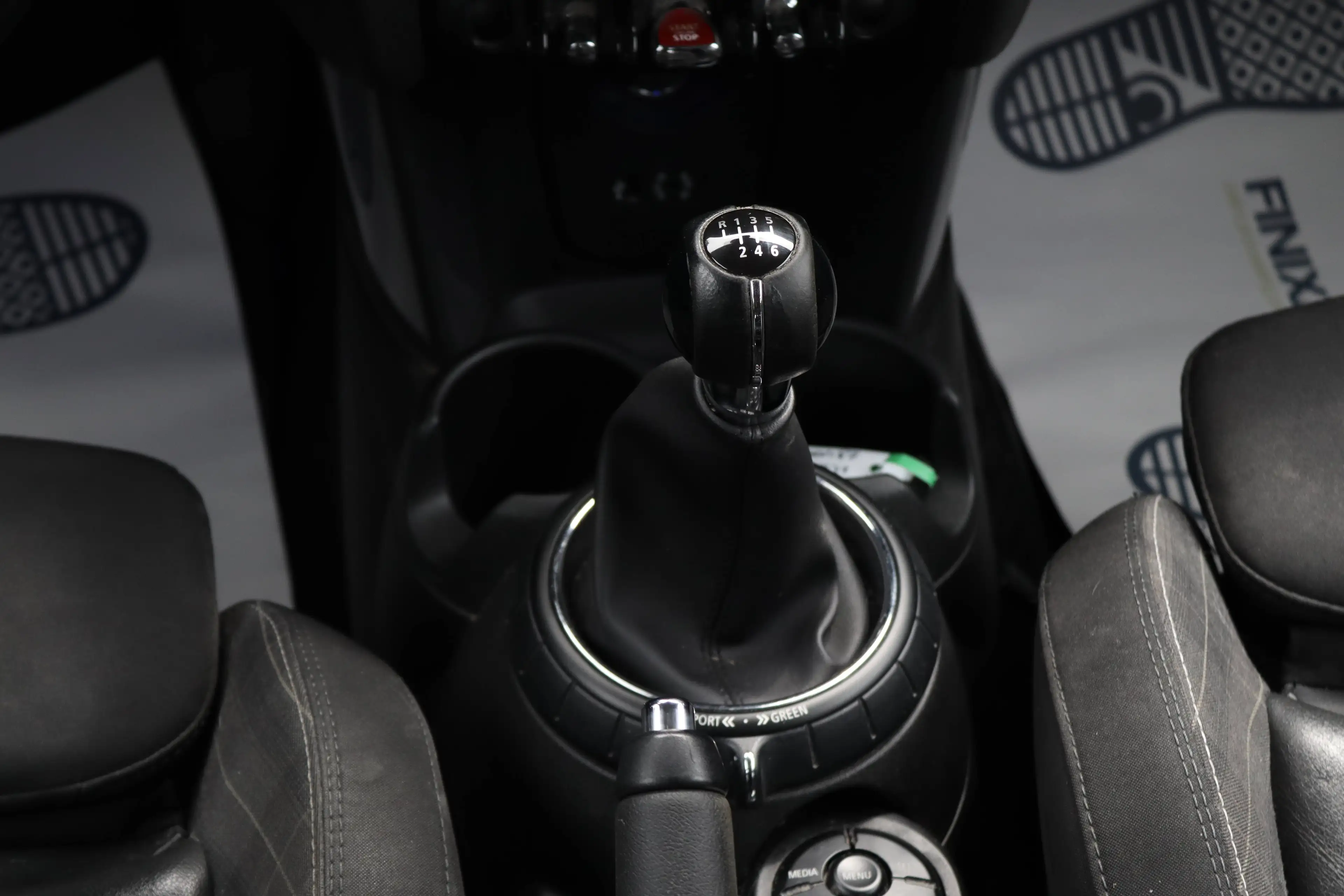 MINI Cooper D Mini 1.5 D Cooper ZetelV ParkS Navi Garantie* — photo 12