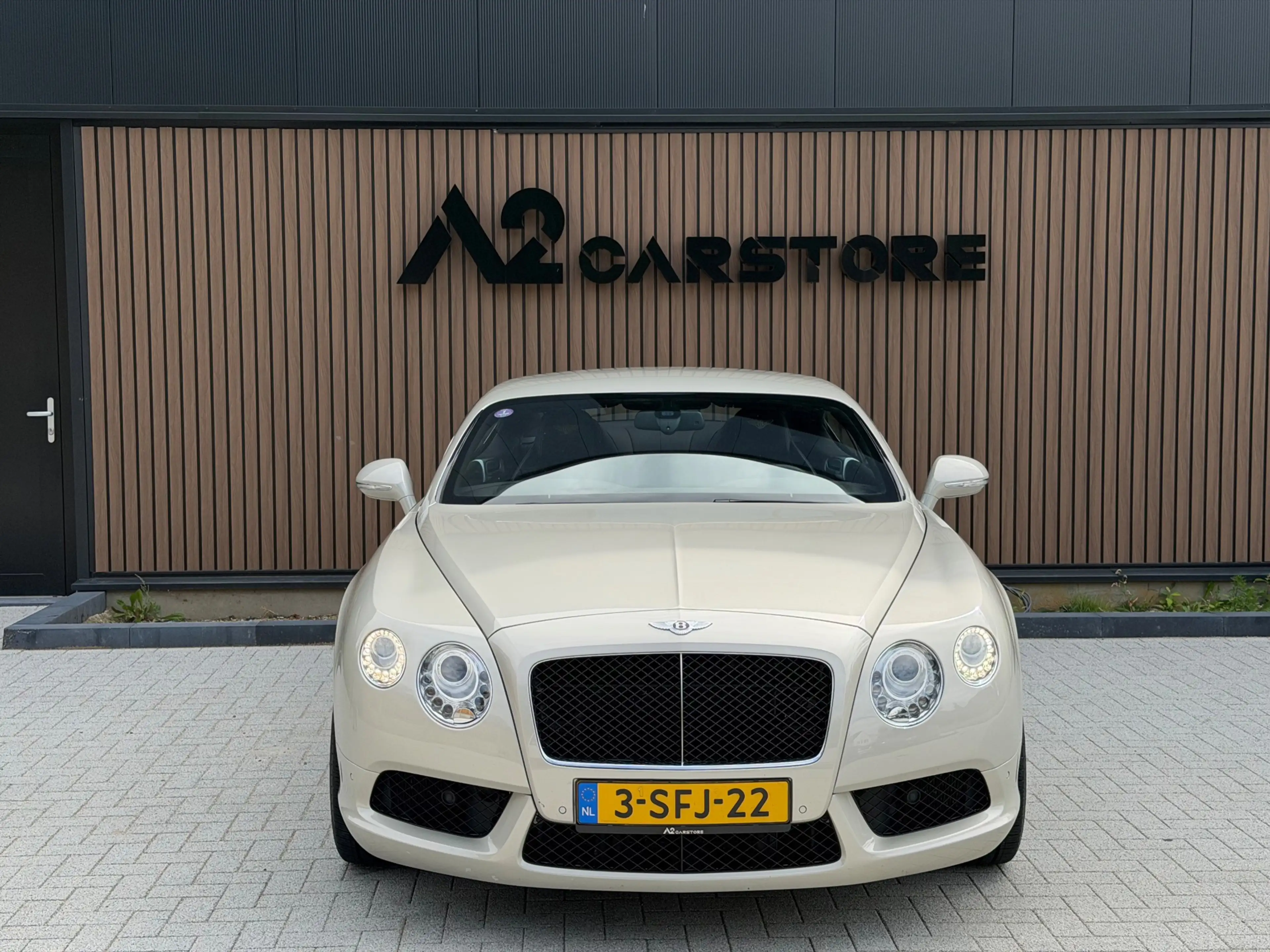 Bentley Continental GT 4.0 V8 Coupé 507PK MASSAGE 2012 — photo 3