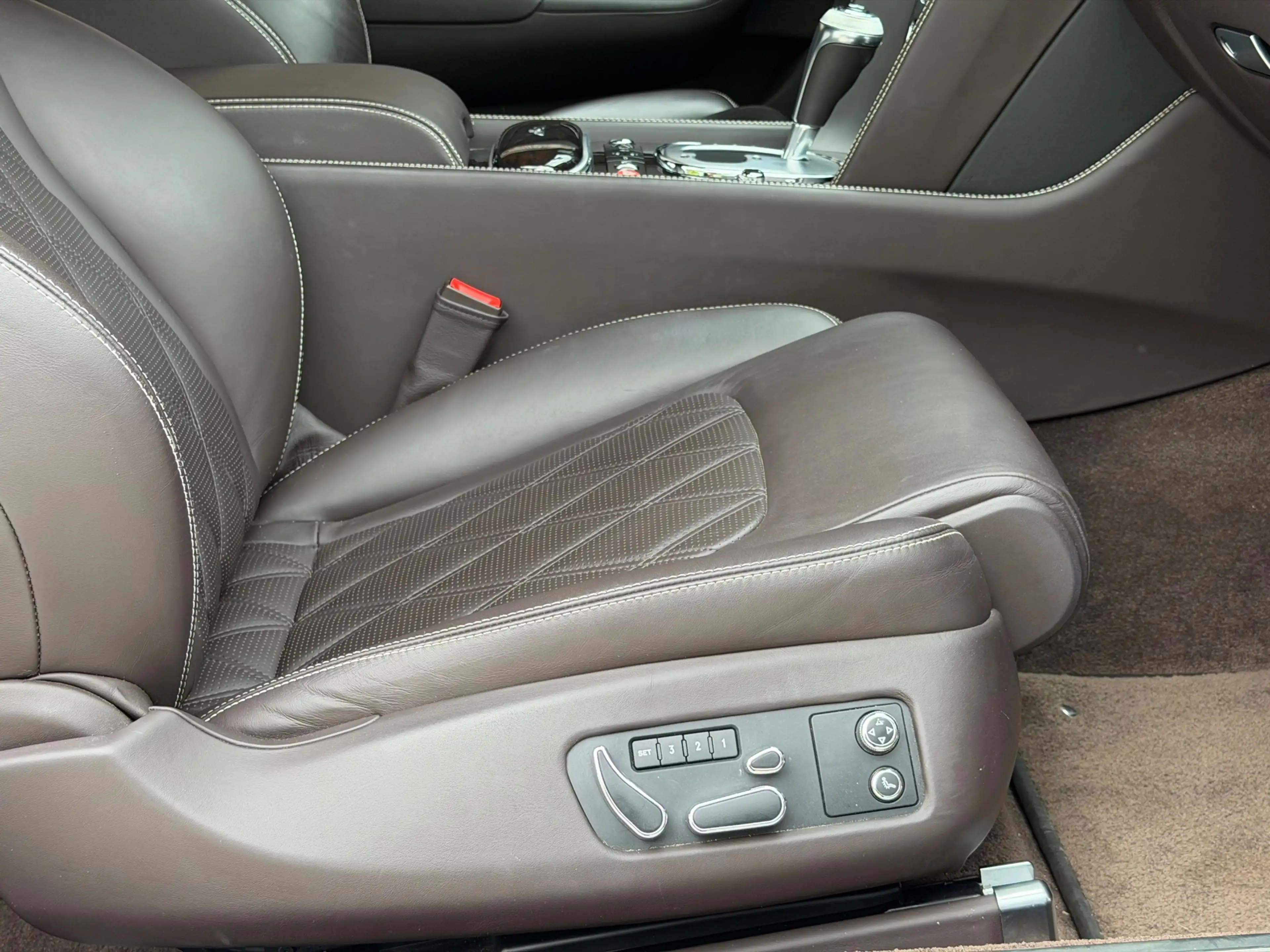 Bentley Continental GT 4.0 V8 Coupé 507PK MASSAGE 2012 — photo 13