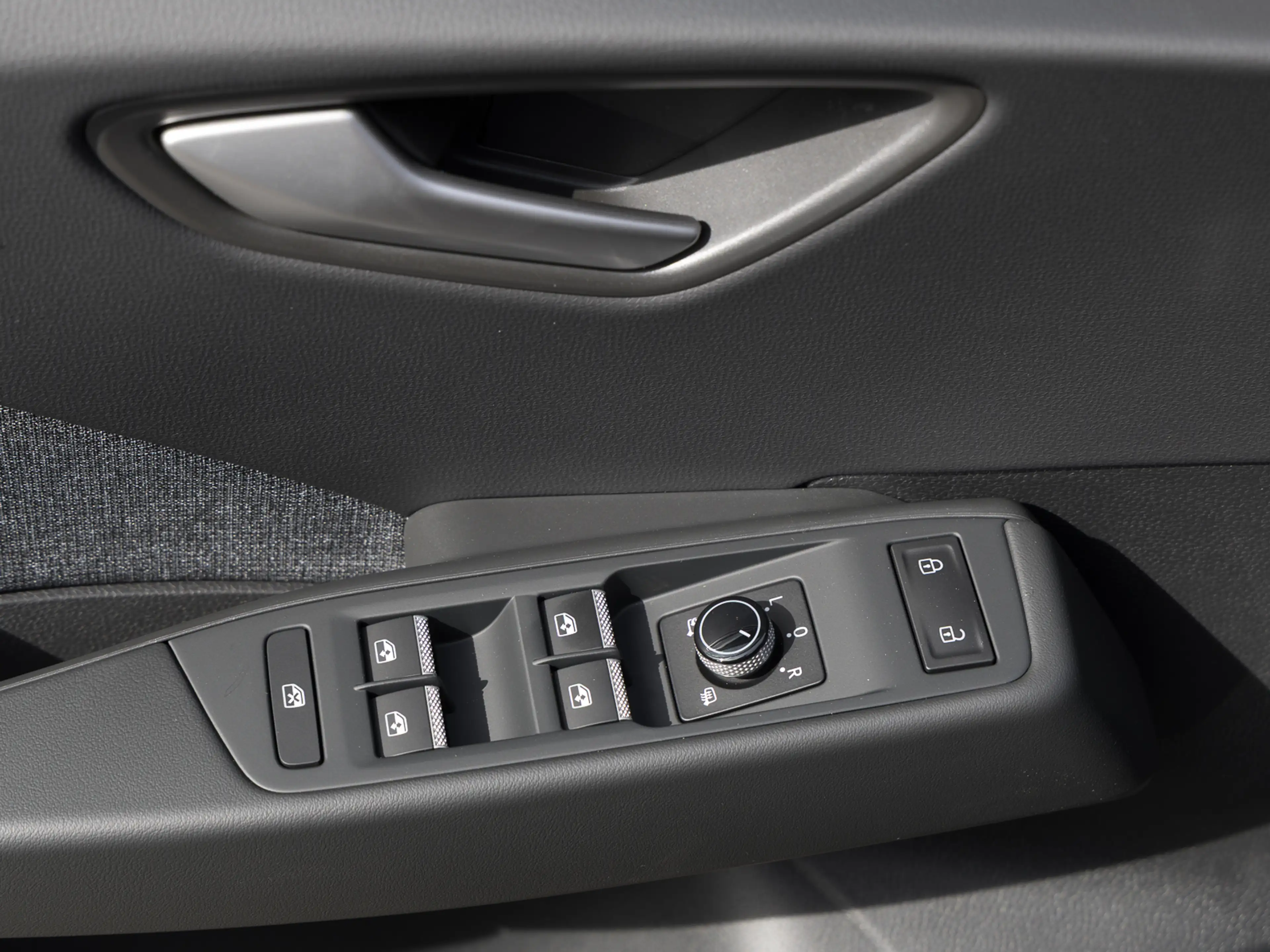 Volkswagen ID.3 Neo Style PANORAMA NAVI AREAVIEW LED-MATRIX KEY... — photo 9