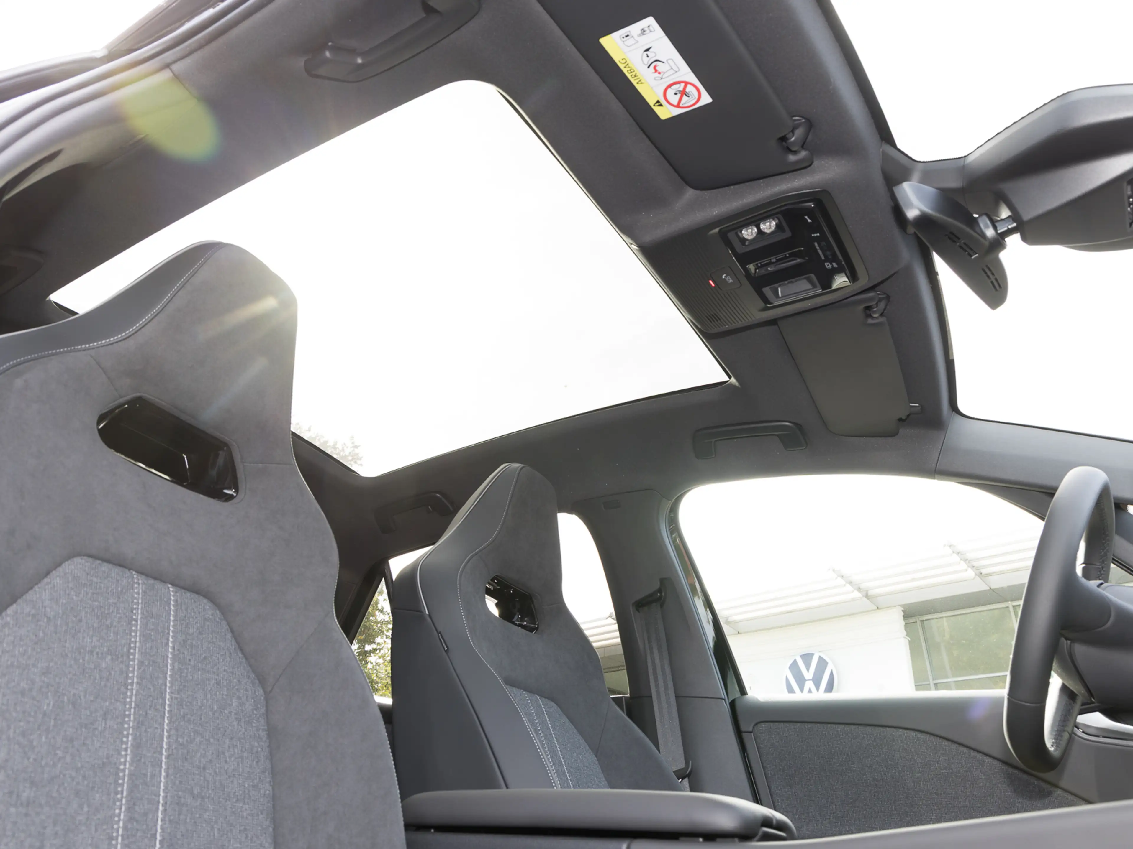 Volkswagen ID.3 Neo Style PANORAMA NAVI AREAVIEW LED-MATRIX KEY... — photo 11