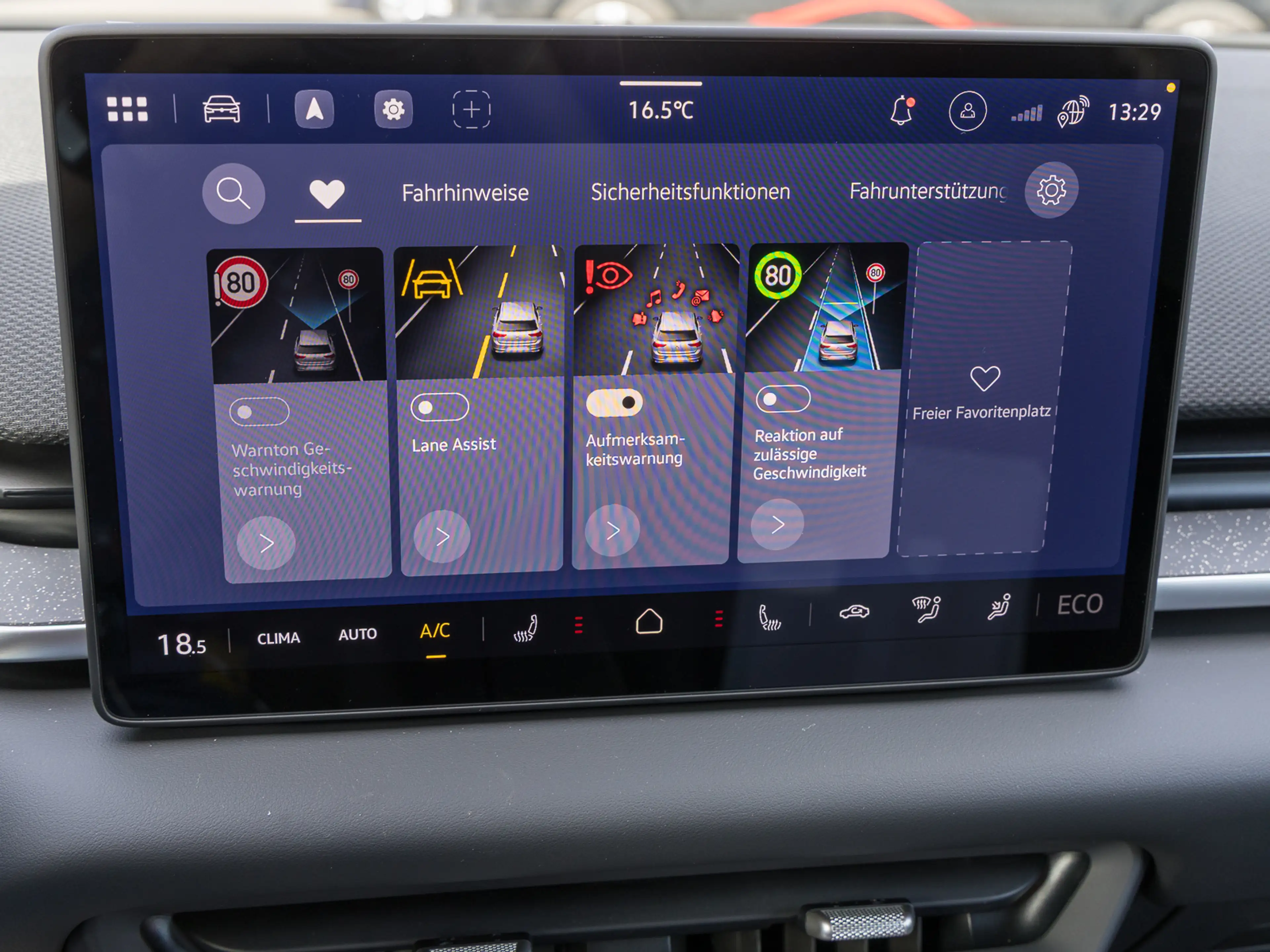 Volkswagen ID.3 Neo Style PANORAMA NAVI AREAVIEW LED-MATRIX KEY... — photo 12