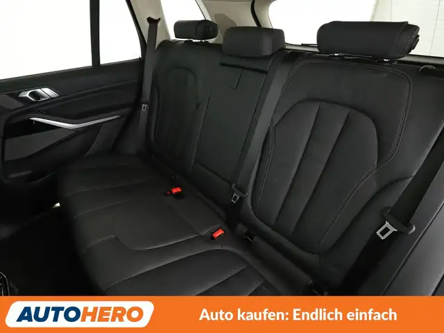 BMW X5 view 14