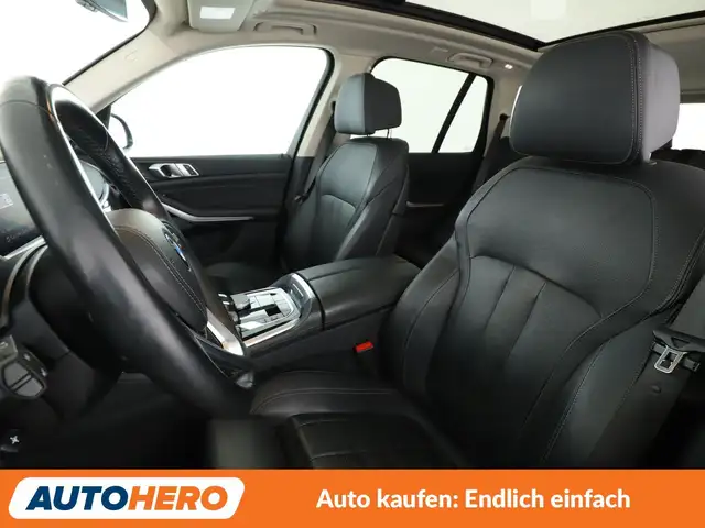 BMW X5 view 10
