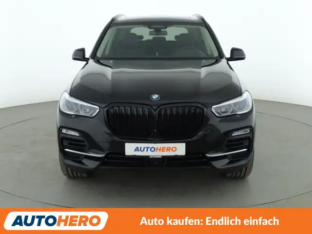 BMW X5 view 9