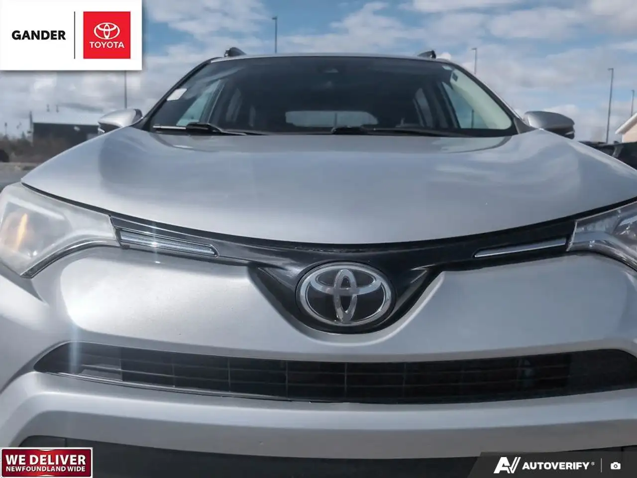 Toyota RAV 4 снимка Toyota RAV 4