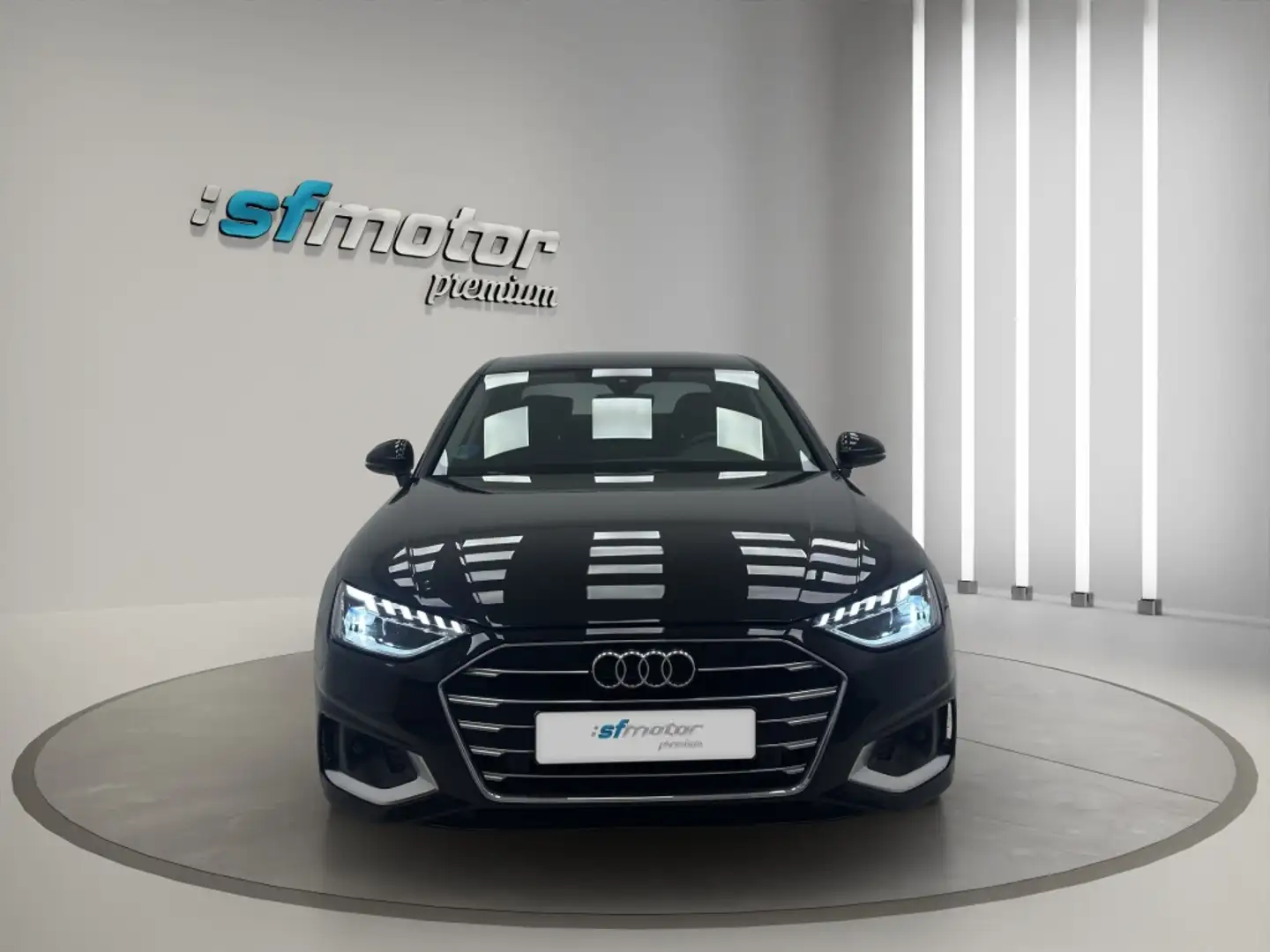 Audi A4 35 TDI Advanced S tronic 120kW Negro - 1