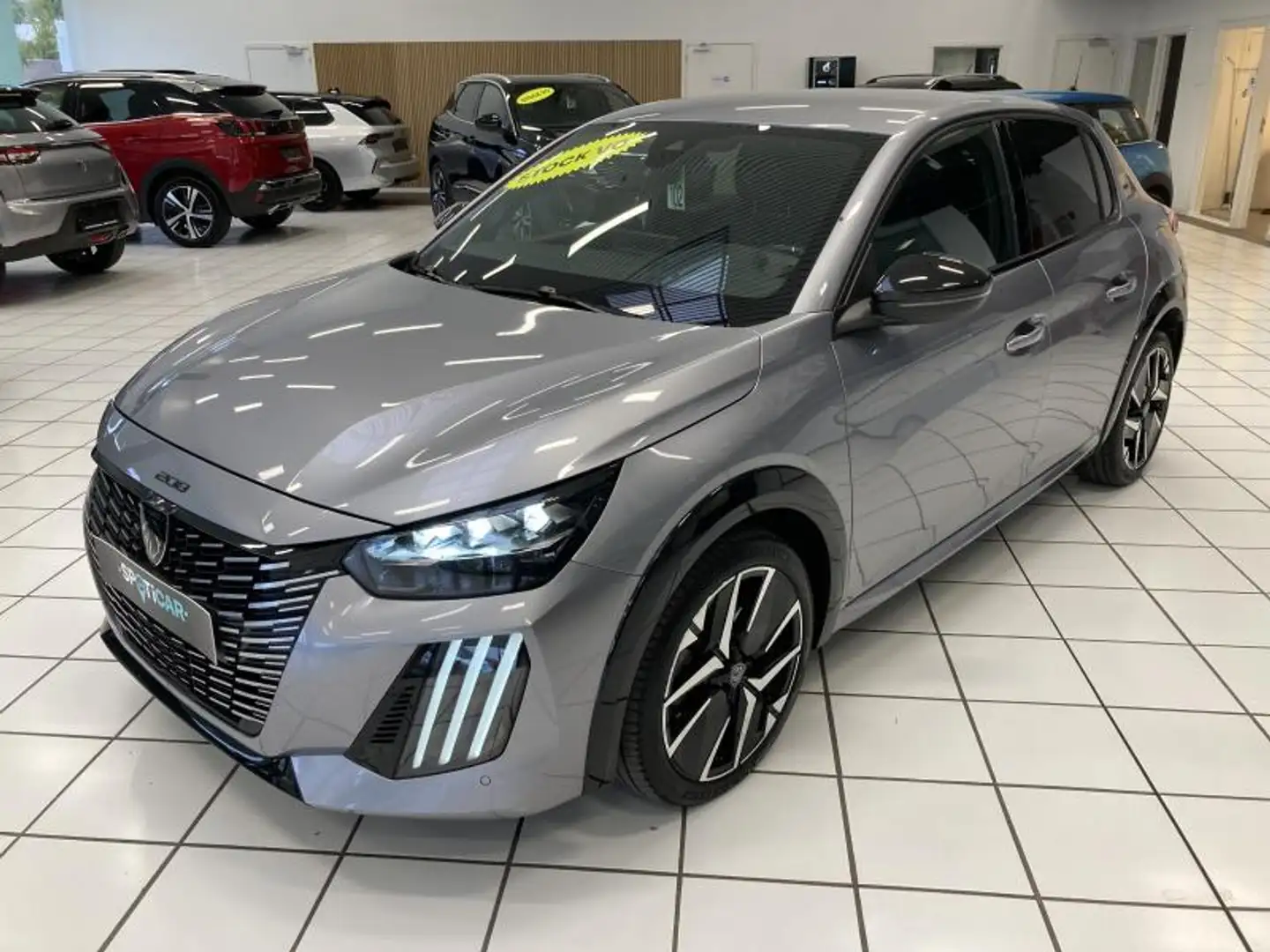 Peugeot 208 II & e- GT Line Grijs - 1