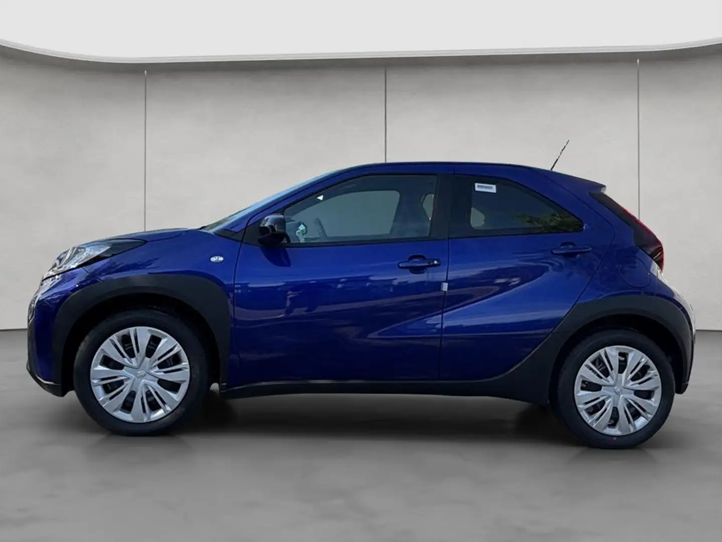 Toyota Aygo X X S-CVT Business Edition 53 kW, 5-türig Blau - 2