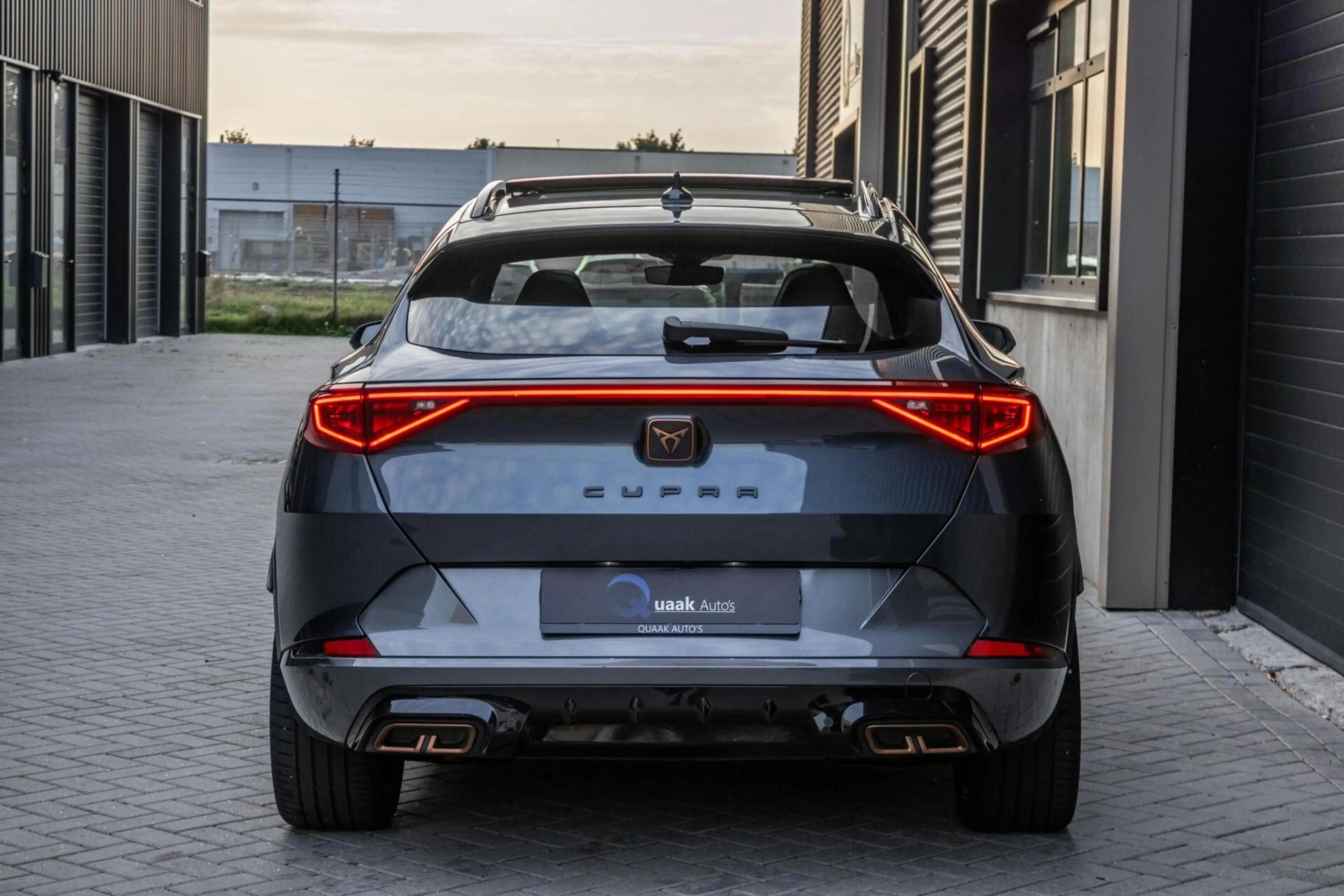 CUPRA Formentor 1.4 e-Hybrid VZ-Performance | PANO | CARPLAY | SCH — photo 15
