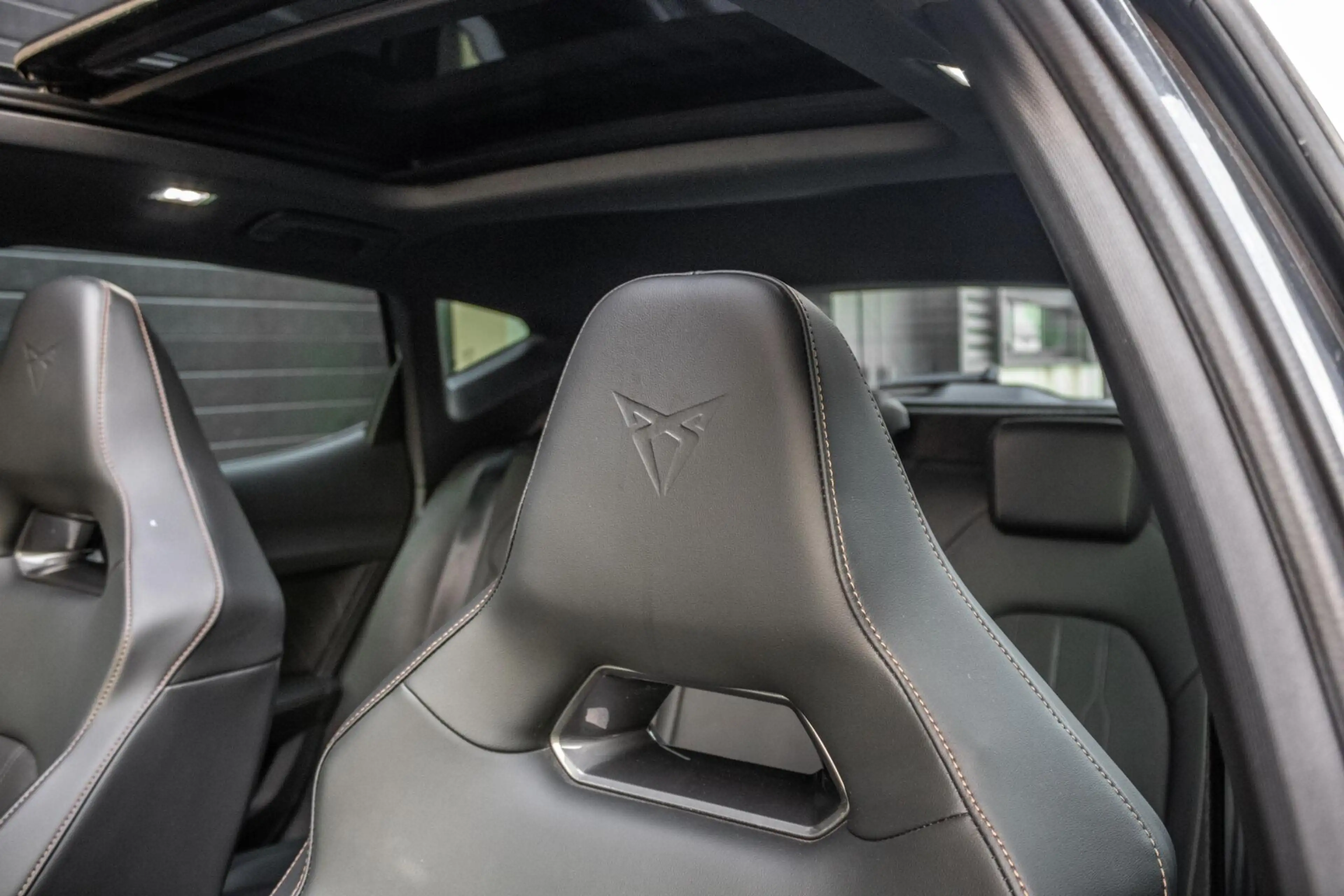 CUPRA Formentor 1.4 e-Hybrid VZ-Performance | PANO | CARPLAY | SCH — photo 26