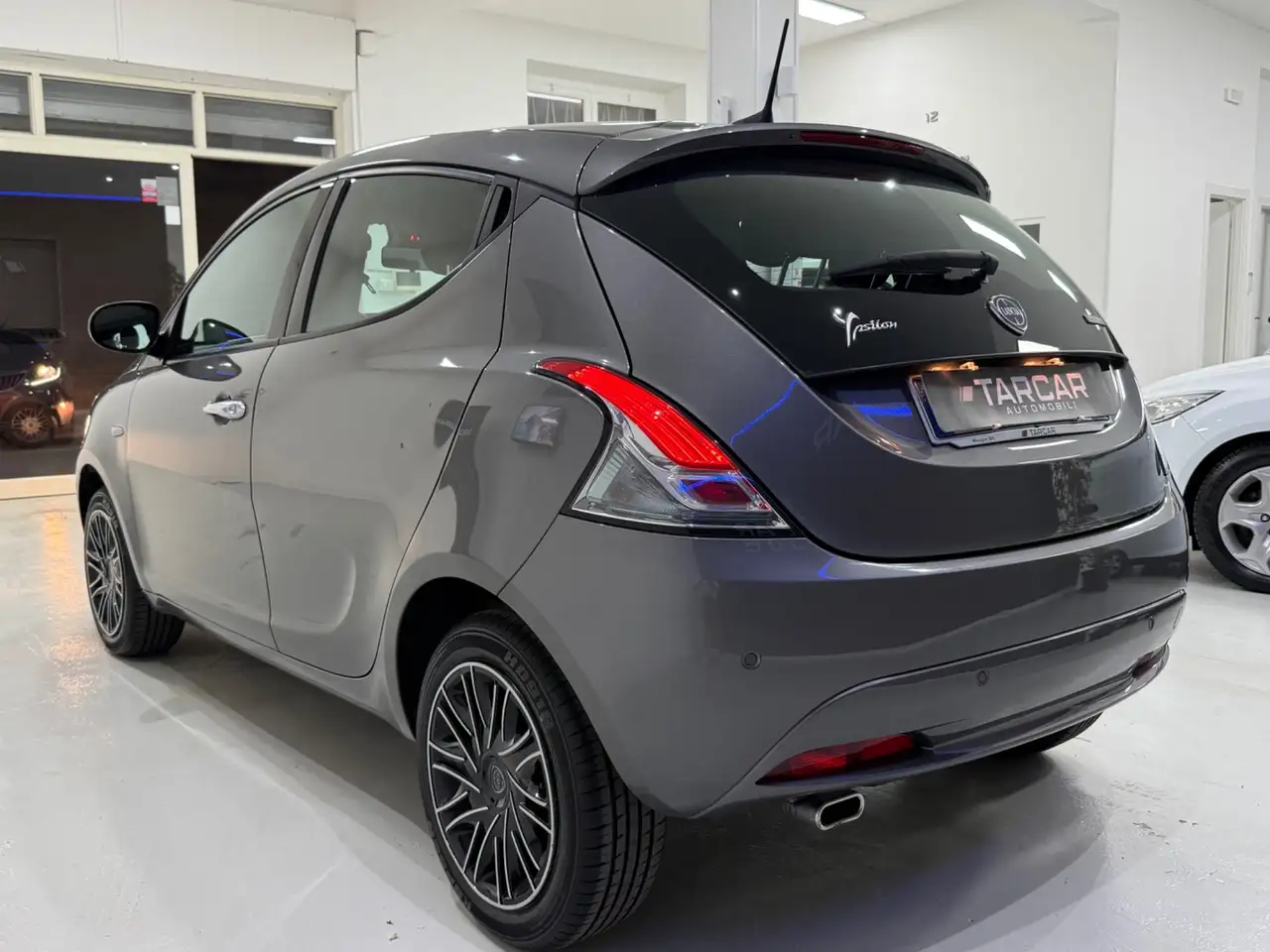 Lancia Ypsilon 2022 — фото 7