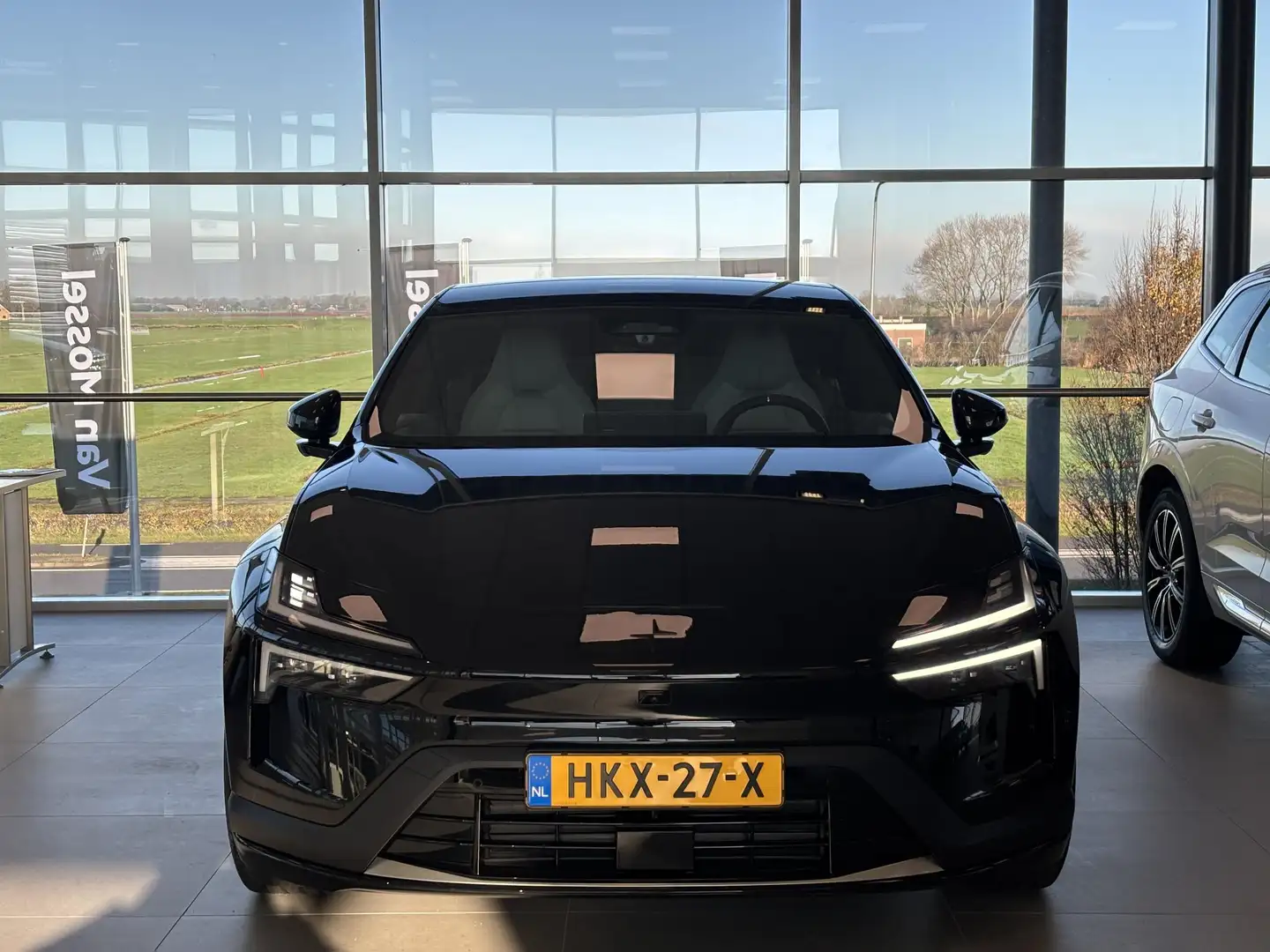Polestar 4 Long Range Single motor 100 kWh Pilot|Plus|Pro pac Noir - 2