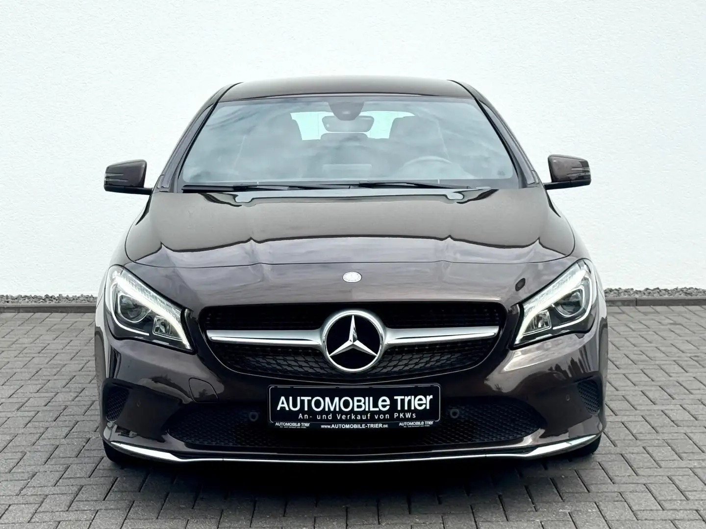 Mercedes-Benz CLA 200 Shooting Brake /NAVI/LED/CAM/GARANTIE Braun - 2