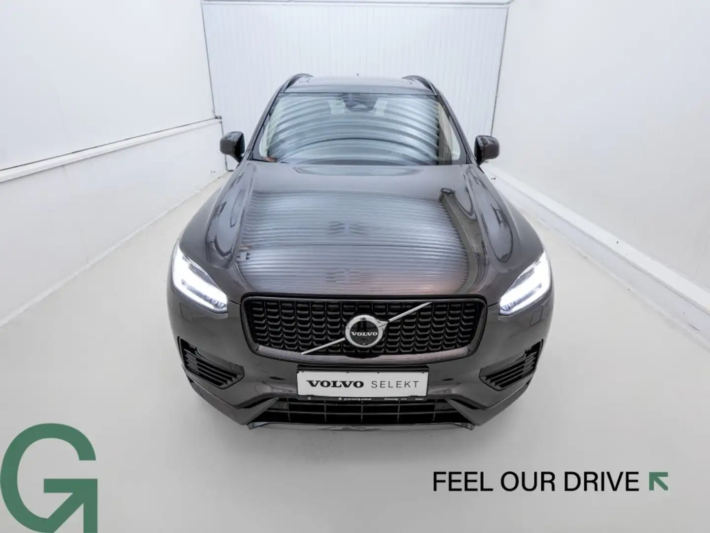 Volvo XC90 Ultra, T8 AWD Plug-in Hybrid, Elektrisch/Benzin, D Gris - 2
