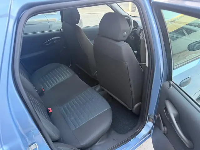 Fiat Punto view 13