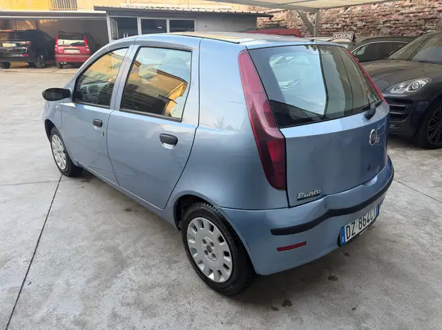 Fiat Punto view 5