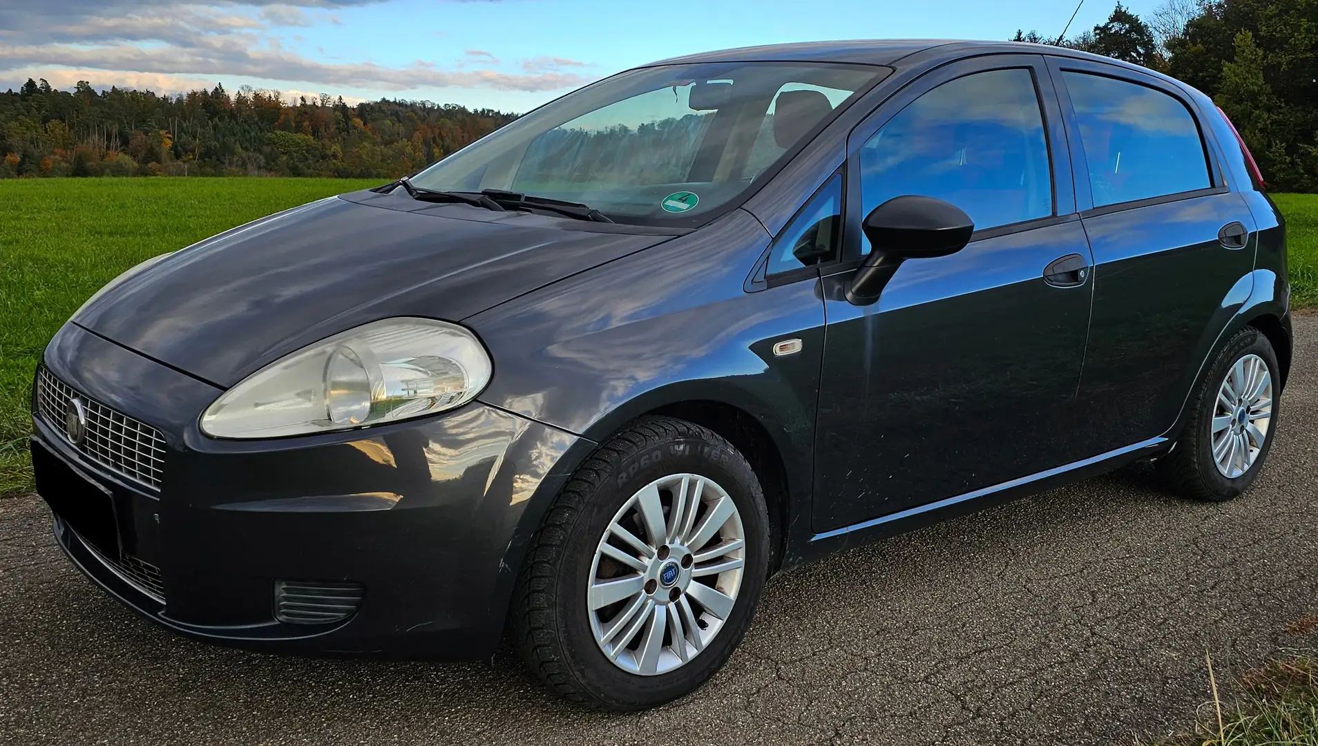 Fiat Grande Punto 1.4 8V Active / Benzin und LPG Gasbetrieb Grijs - 2