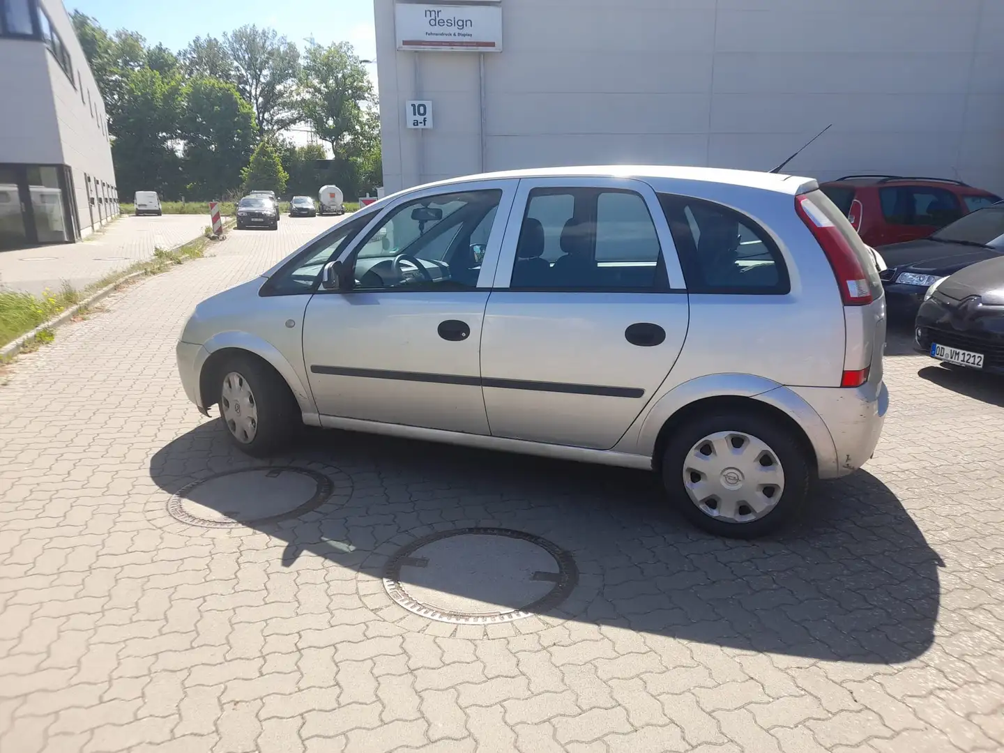 Opel Meriva Meriva 1.6 TÜV fast NEU!!! Silber - 2