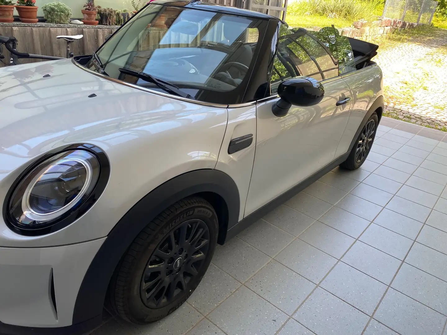 MINI Cooper Cabrio Mini Cooper Cabrio Aut. Classic Trim Weiß - 2