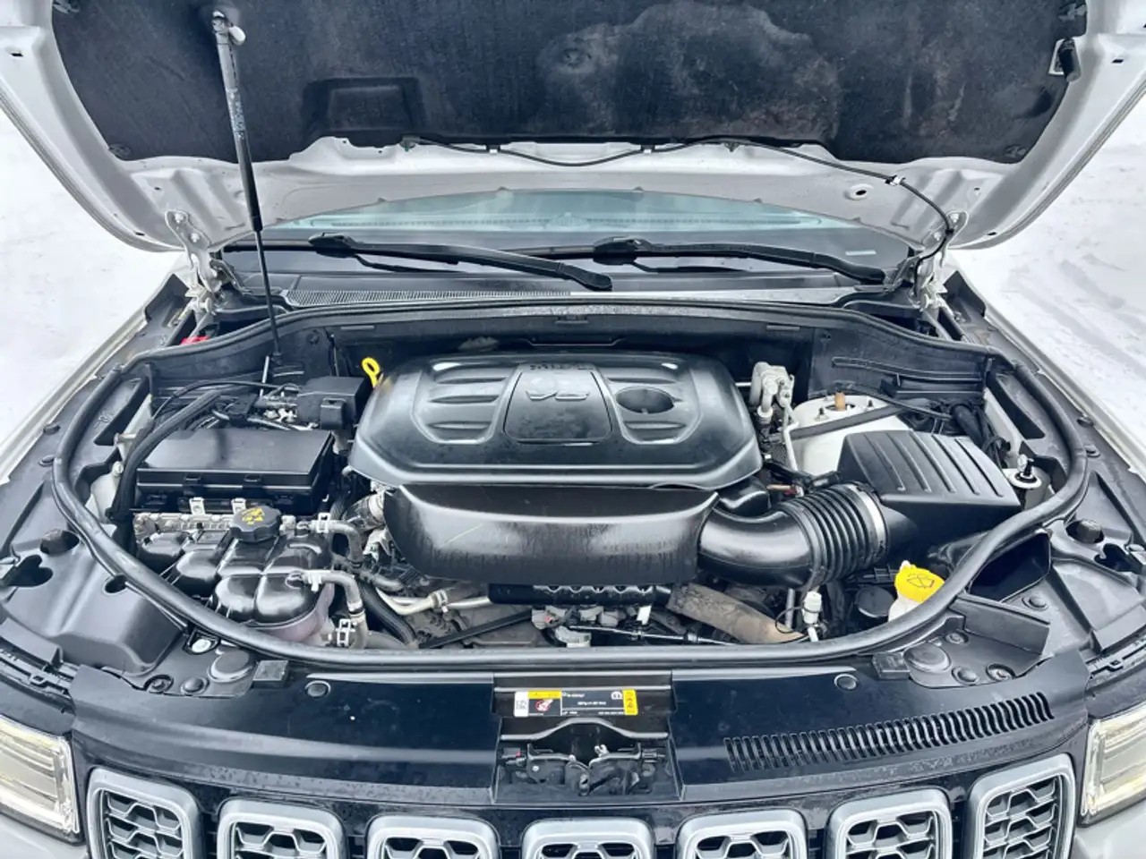 Jeep Grand Cherokee снимка Jeep Grand Cherokee