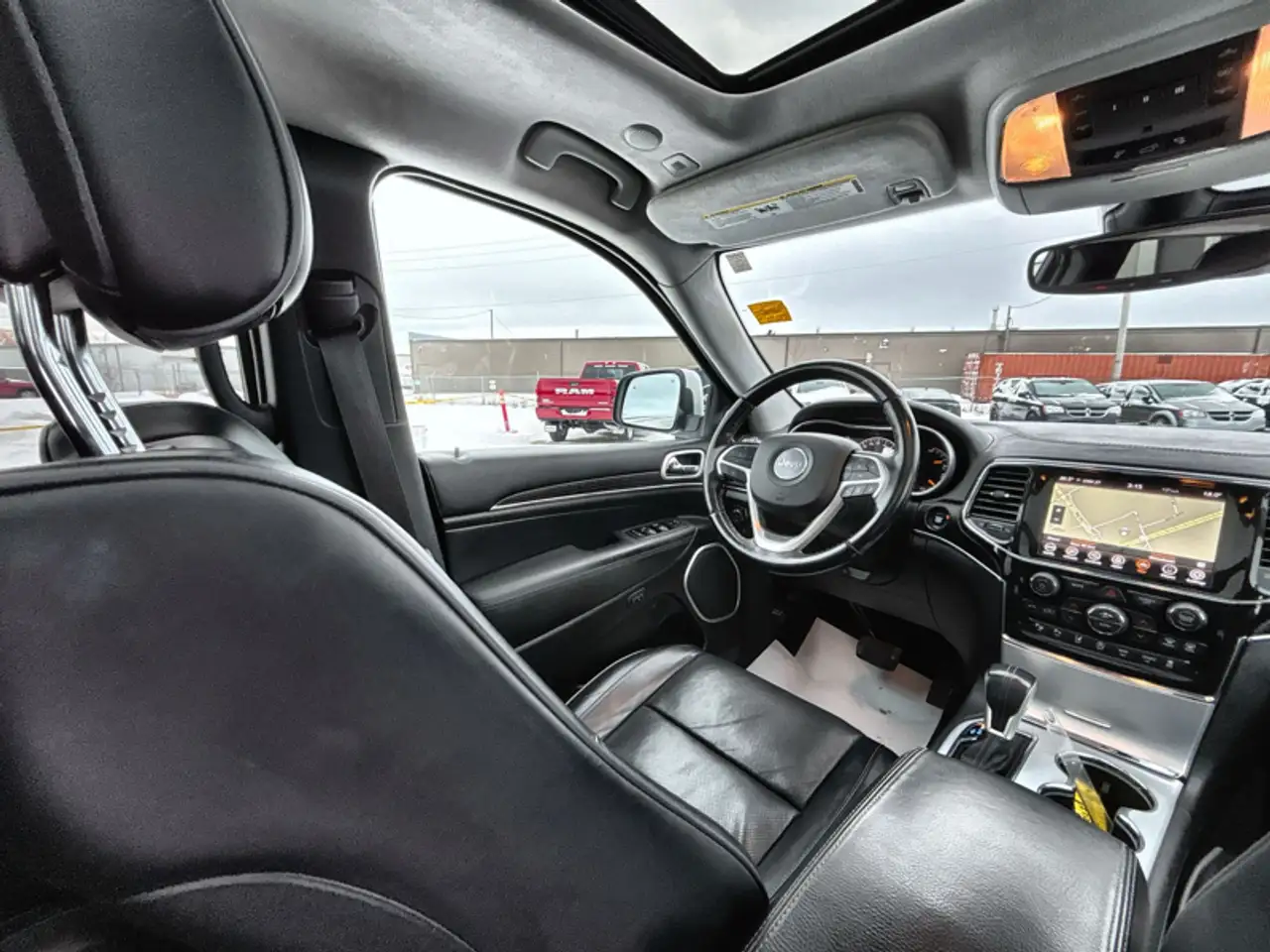 Jeep Grand Cherokee снимка Jeep Grand Cherokee