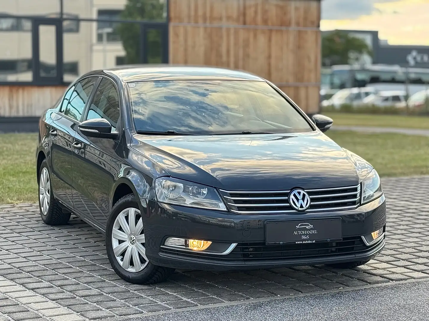 Volkswagen Passat Trendline 1,4 TSI *NUR 106.000KM* Gris - 1