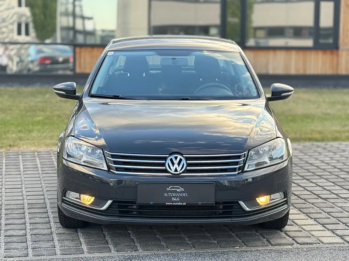 Volkswagen Passat Trendline 1,4 TSI *NUR 106.000KM* Gris - 2