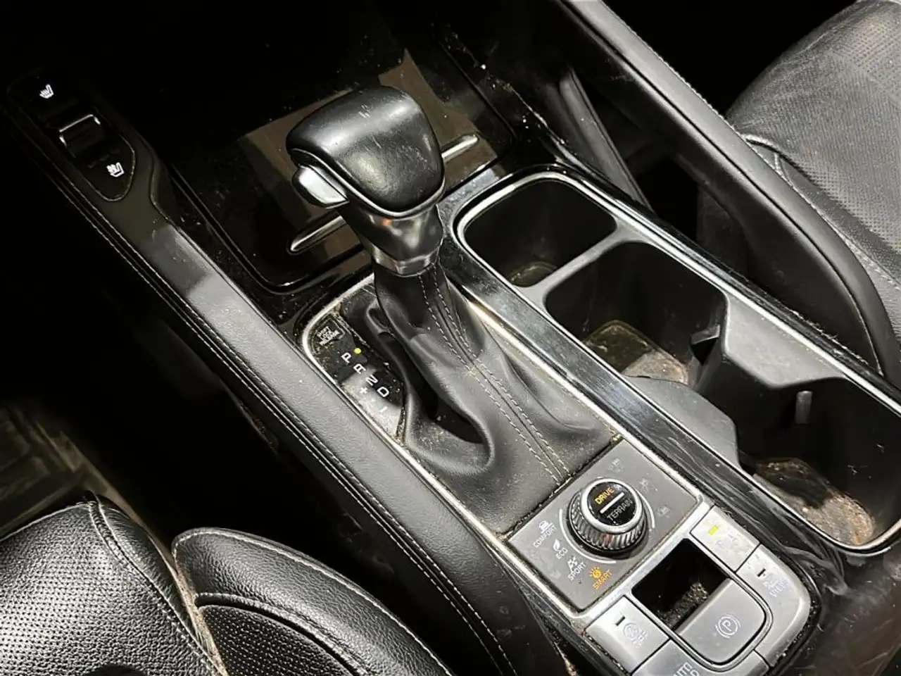 Kia Telluride снимка Kia Telluride