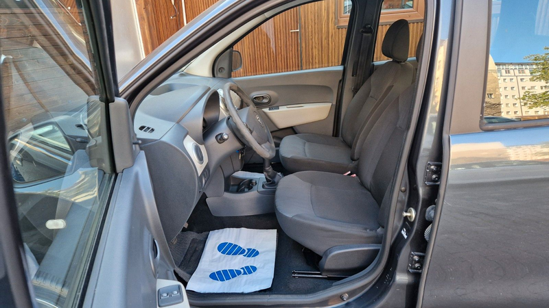 Dacia Lodgy Ambiance, PDC, Isofix, Klima, Nichtraucher — photo 11