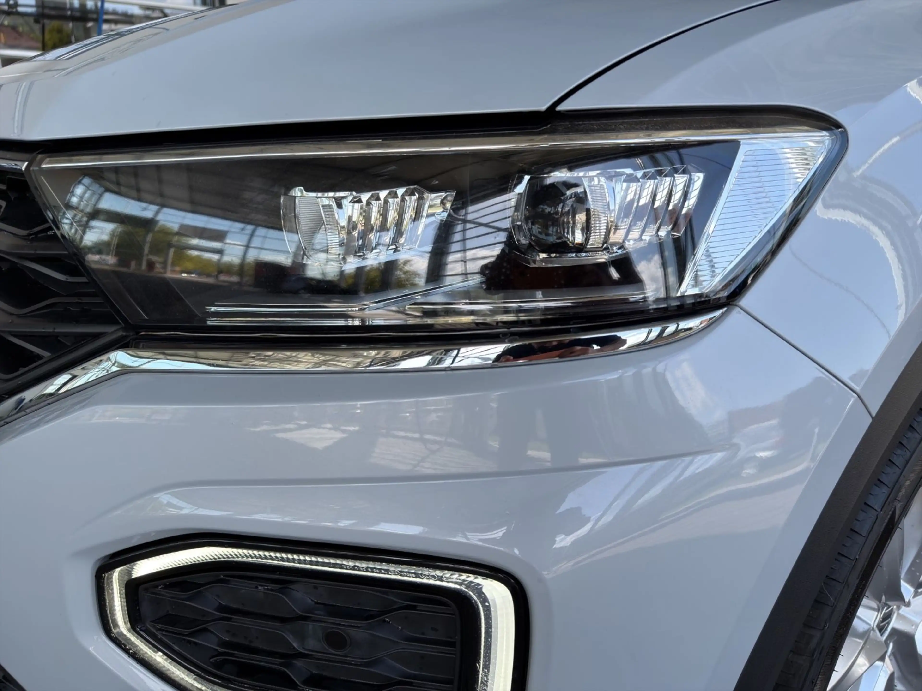 Volkswagen T-Roc DSG 4Motion /VIRTUAL/PANO/LEDER/LED/ACC — photo 2