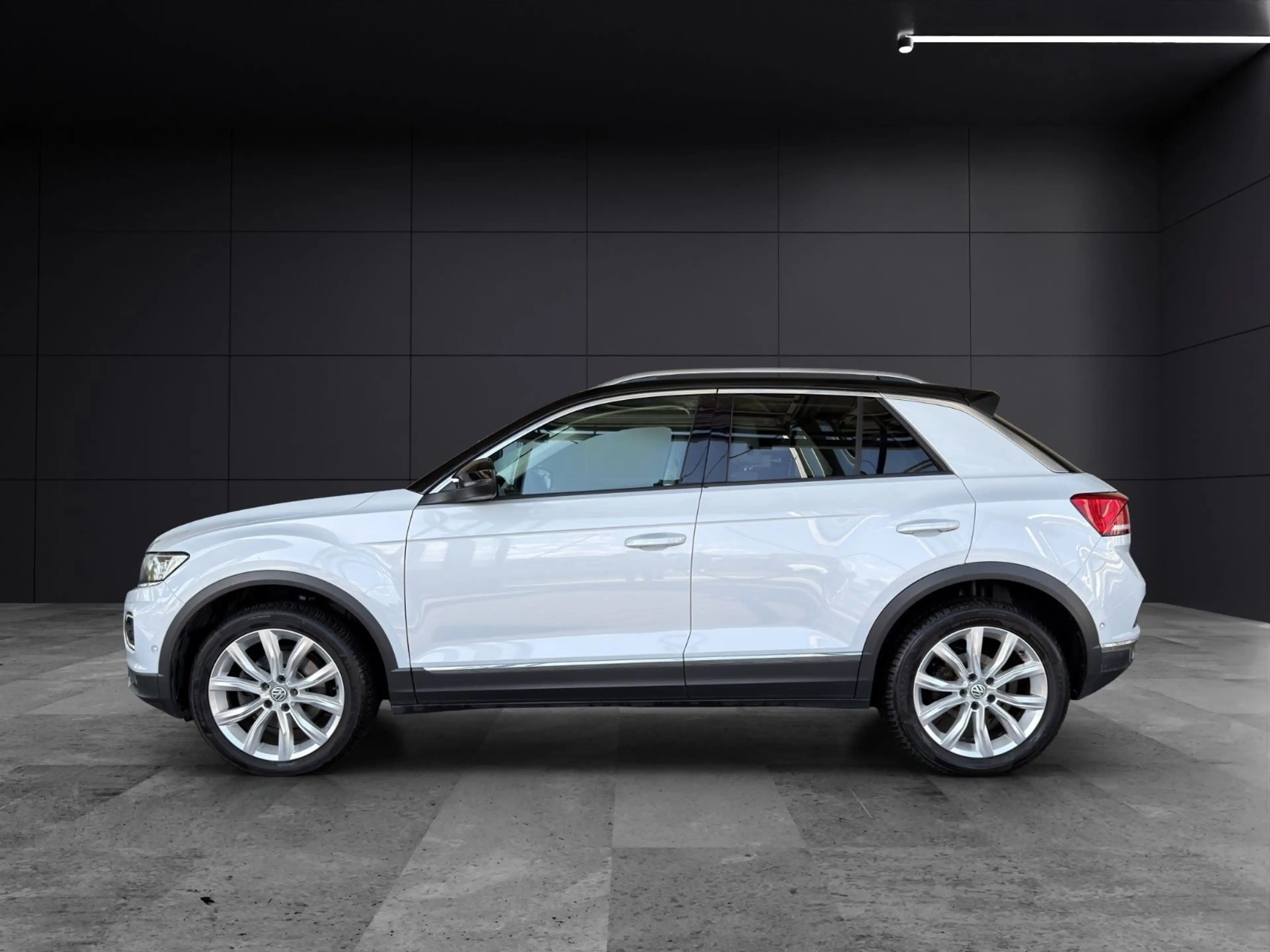 Volkswagen T-Roc DSG 4Motion /VIRTUAL/PANO/LEDER/LED/ACC — photo 3