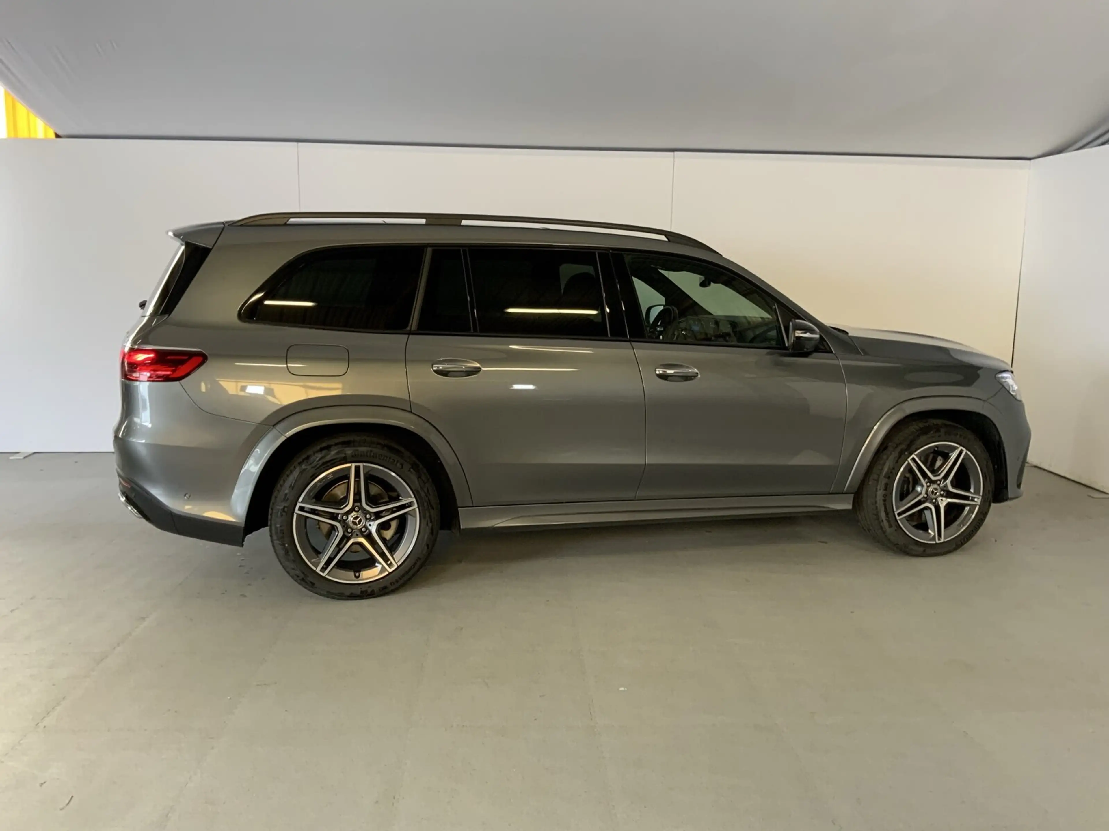 Mercedes-Benz GLS 450 GLS 450 d 4MATIC AMG Line Navi/Pano.-Dach/Styling — photo 4
