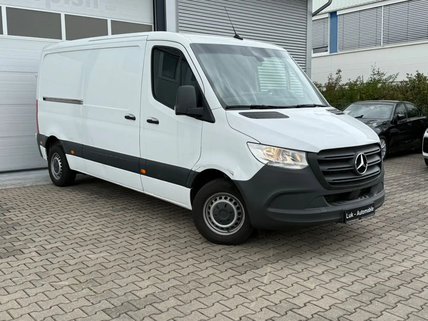 Mercedes-Benz Sprinter III Kasten FWD 211/214 Blanc - 1