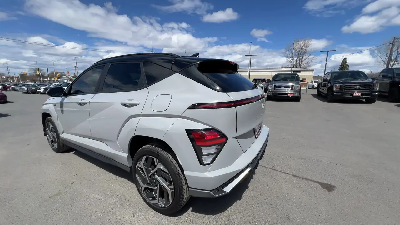 Hyundai KONA снимка Hyundai KONA