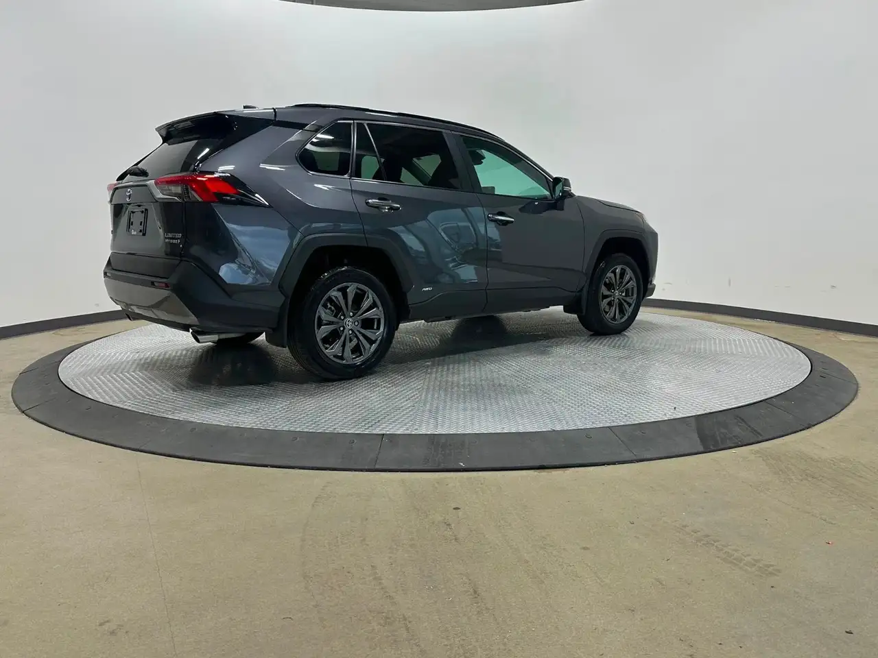 Toyota RAV 4 снимка Toyota RAV 4
