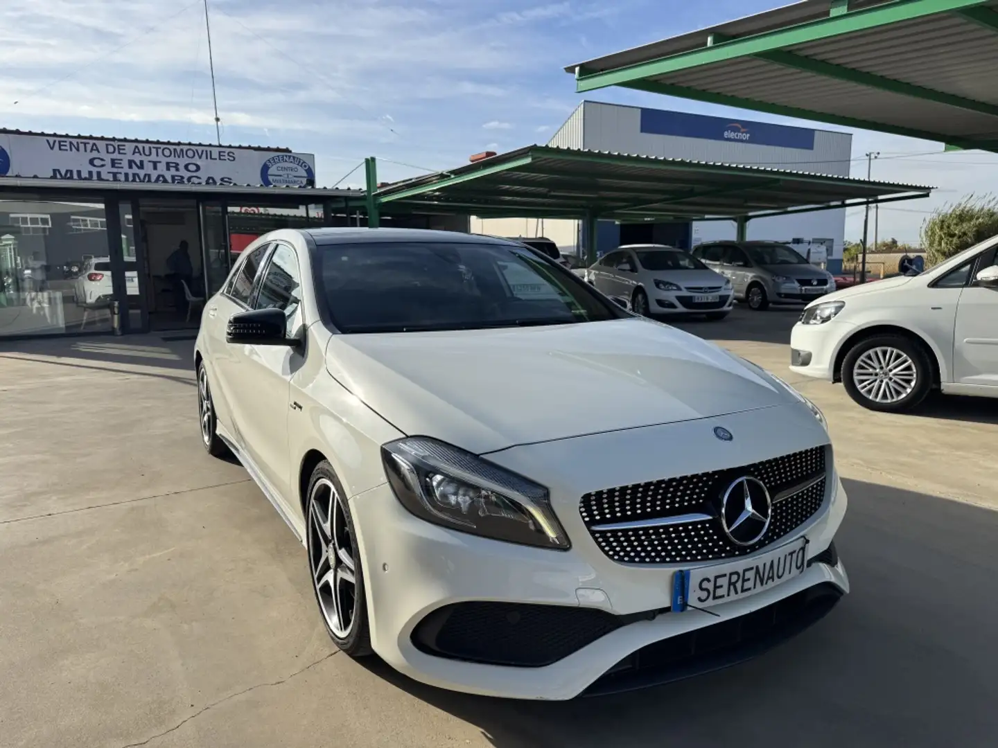 Mercedes-Benz A 220 220d 4Matic 7G-DCT Blanc - 1