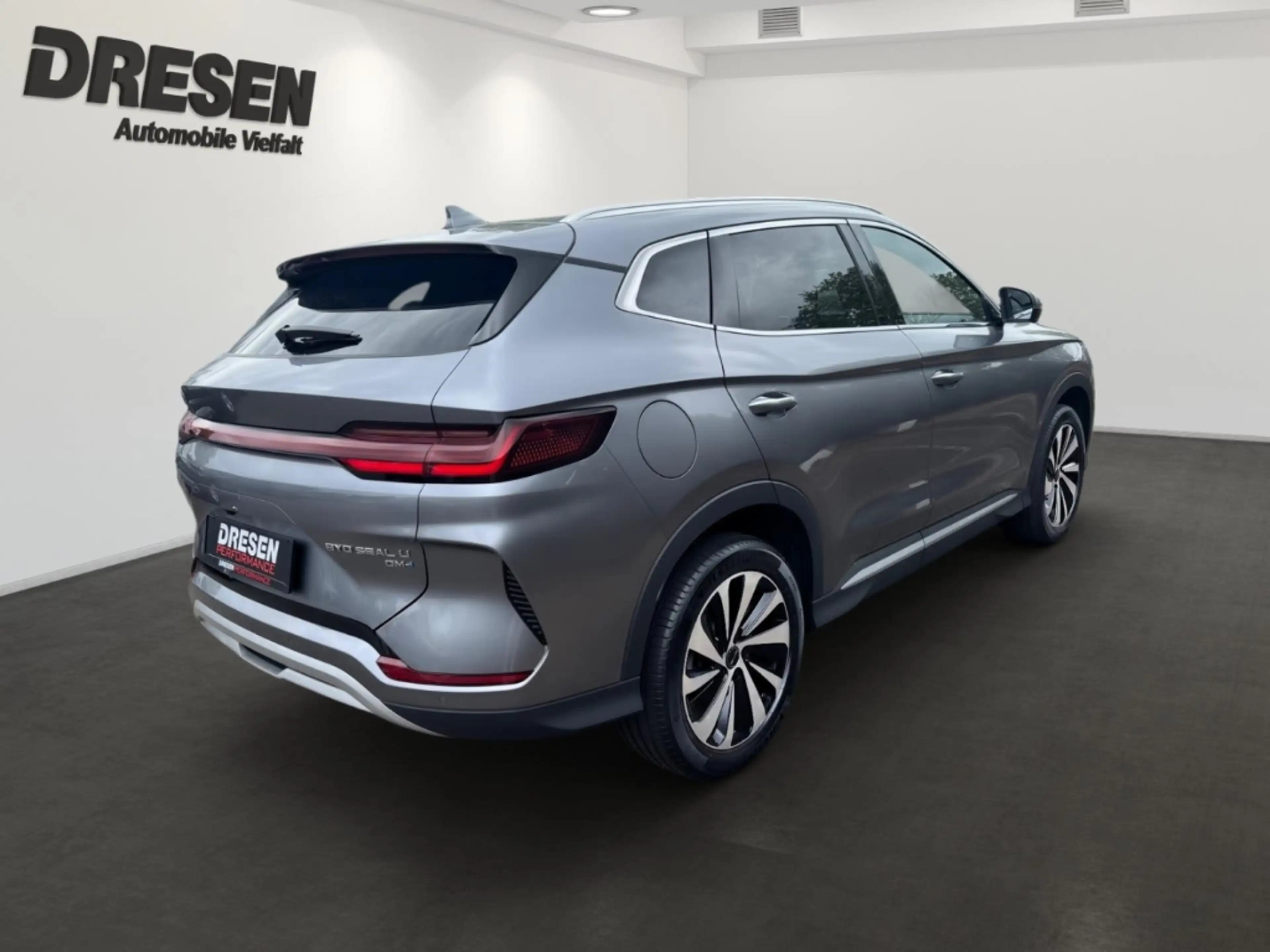 BYD Seal U BOOST PHEV 1.5 160KW NAVI,KLIMA,SITZHZG,CARPLAY — photo 3