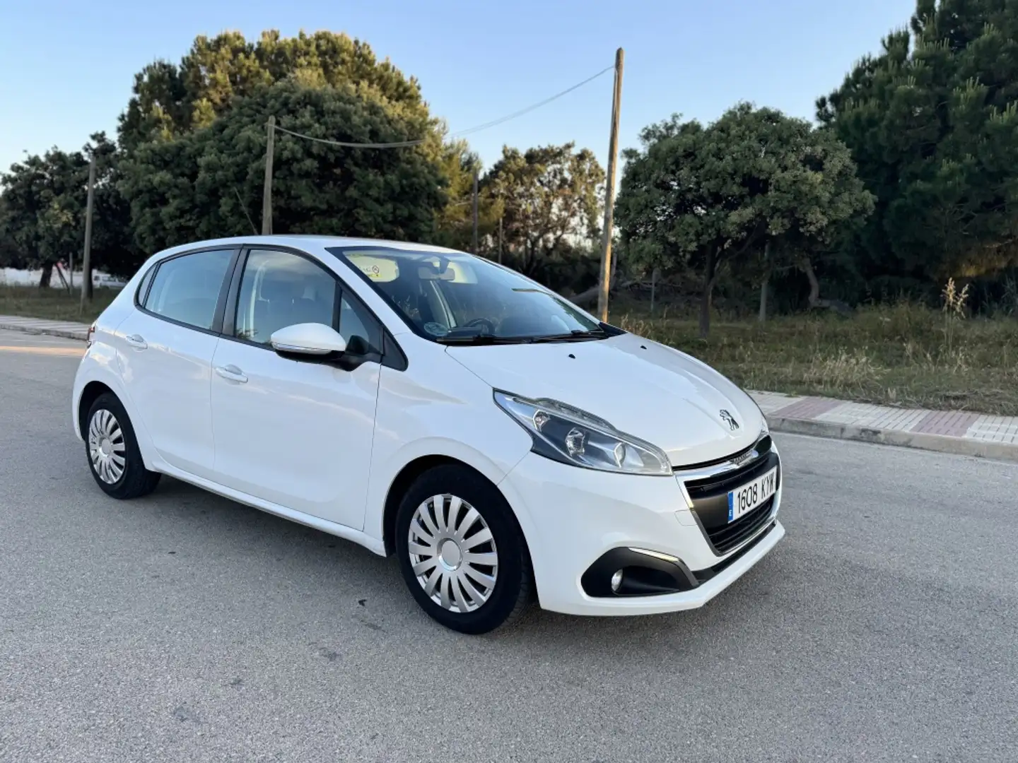 Peugeot 208 1.2 PureTech Like 68 Blanco - 2
