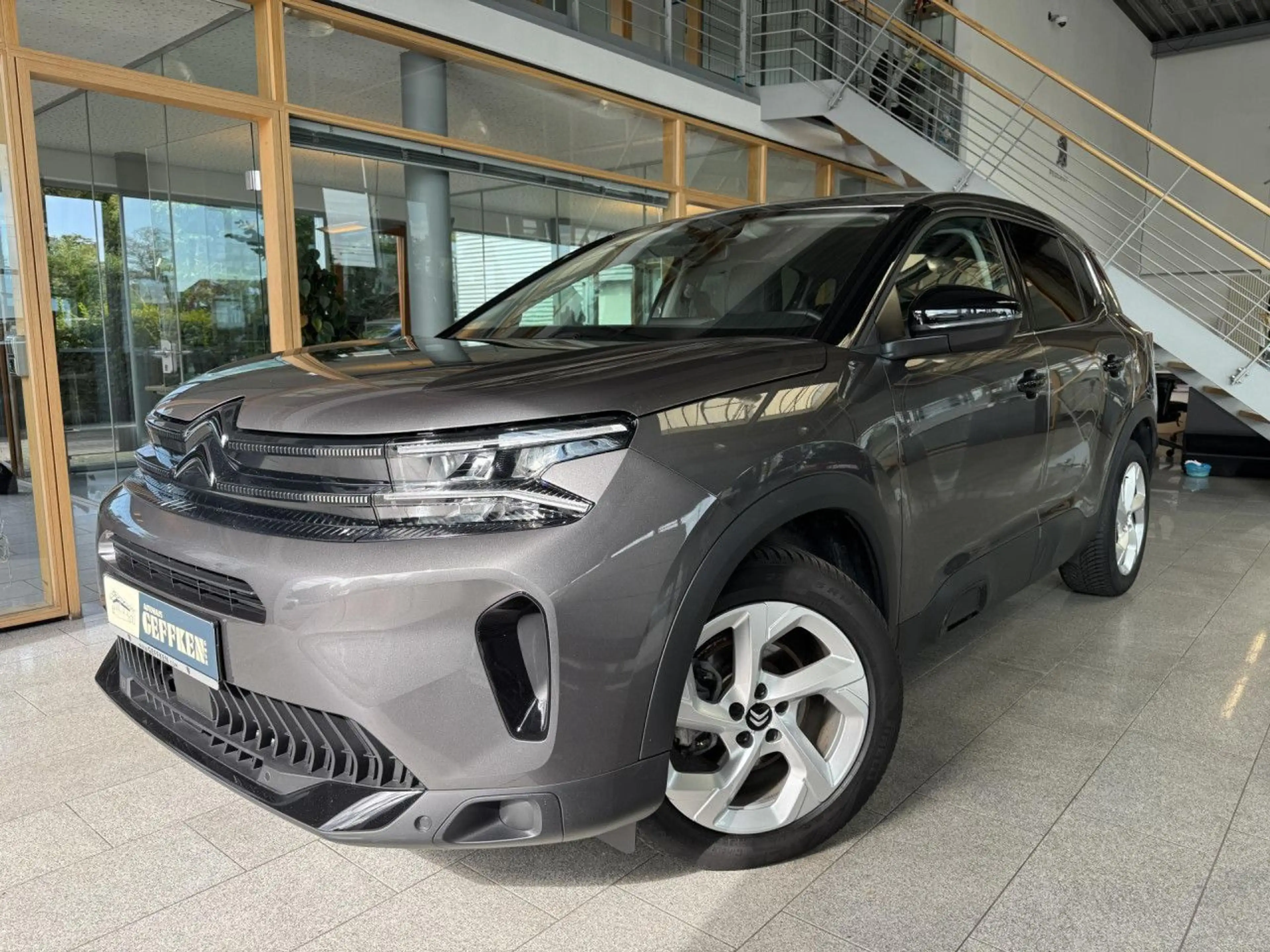 Citroen C5 Aircross Hybrid 145 E-DSC6 PLUS, Kamera! Navi